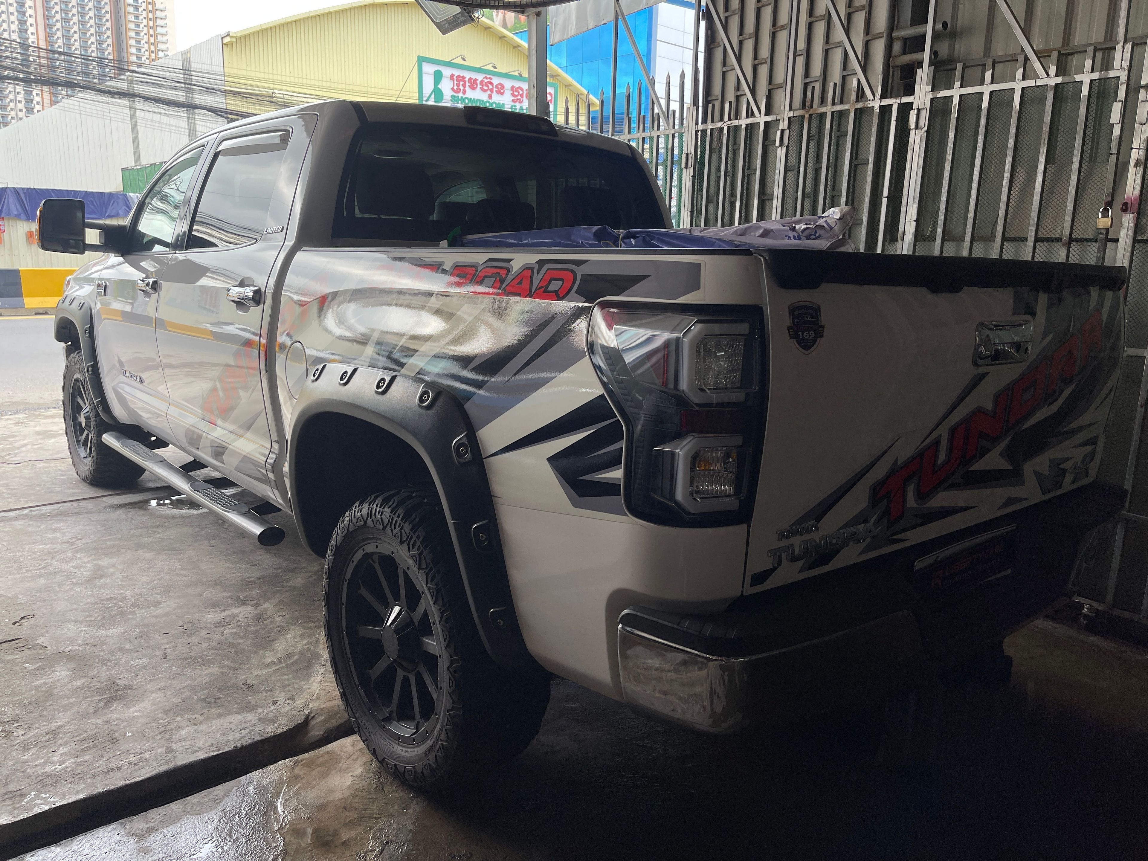 តូយ៉ូតា Tundra 2007