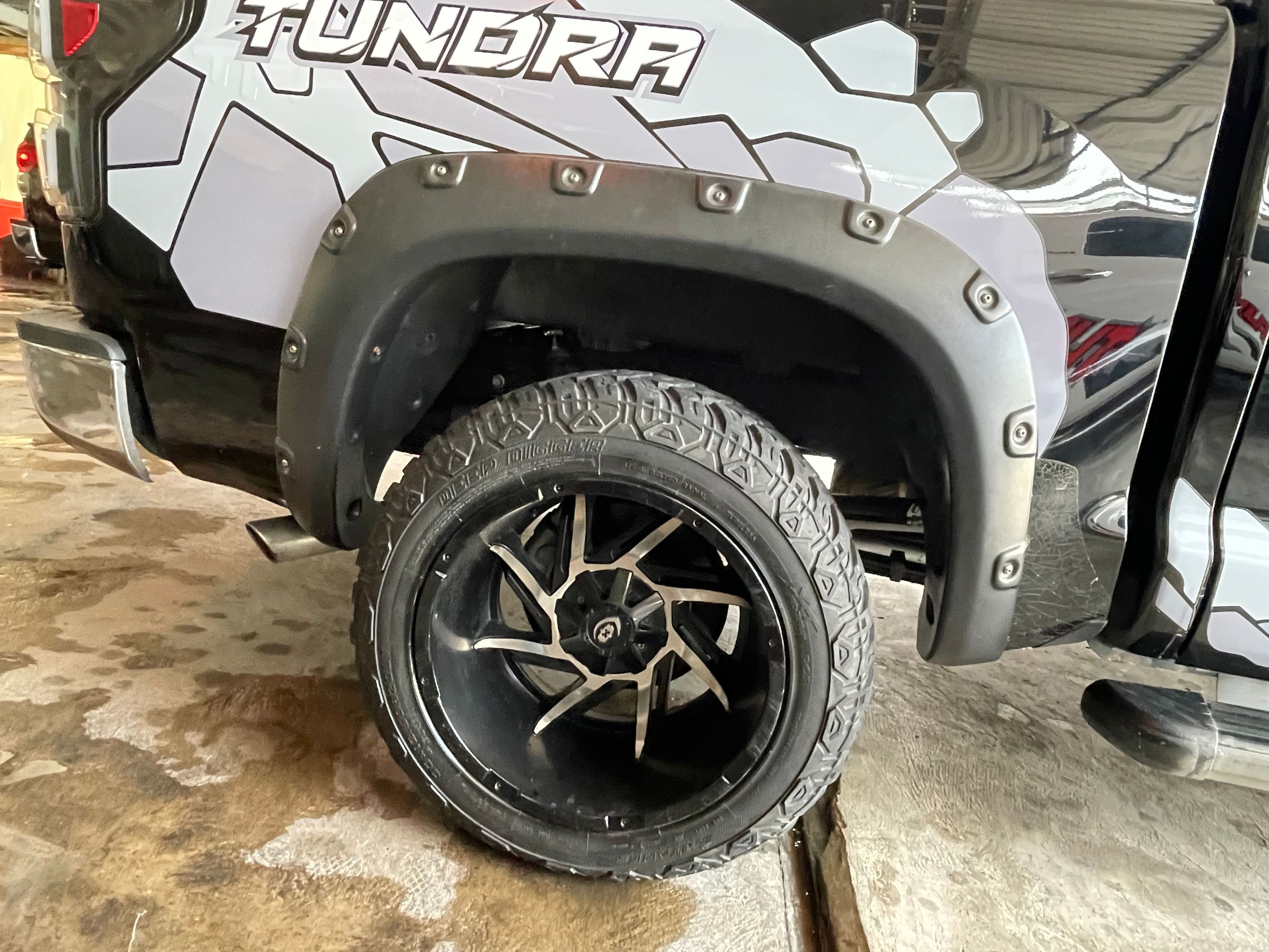 តូយ៉ូតា Tundra 2007