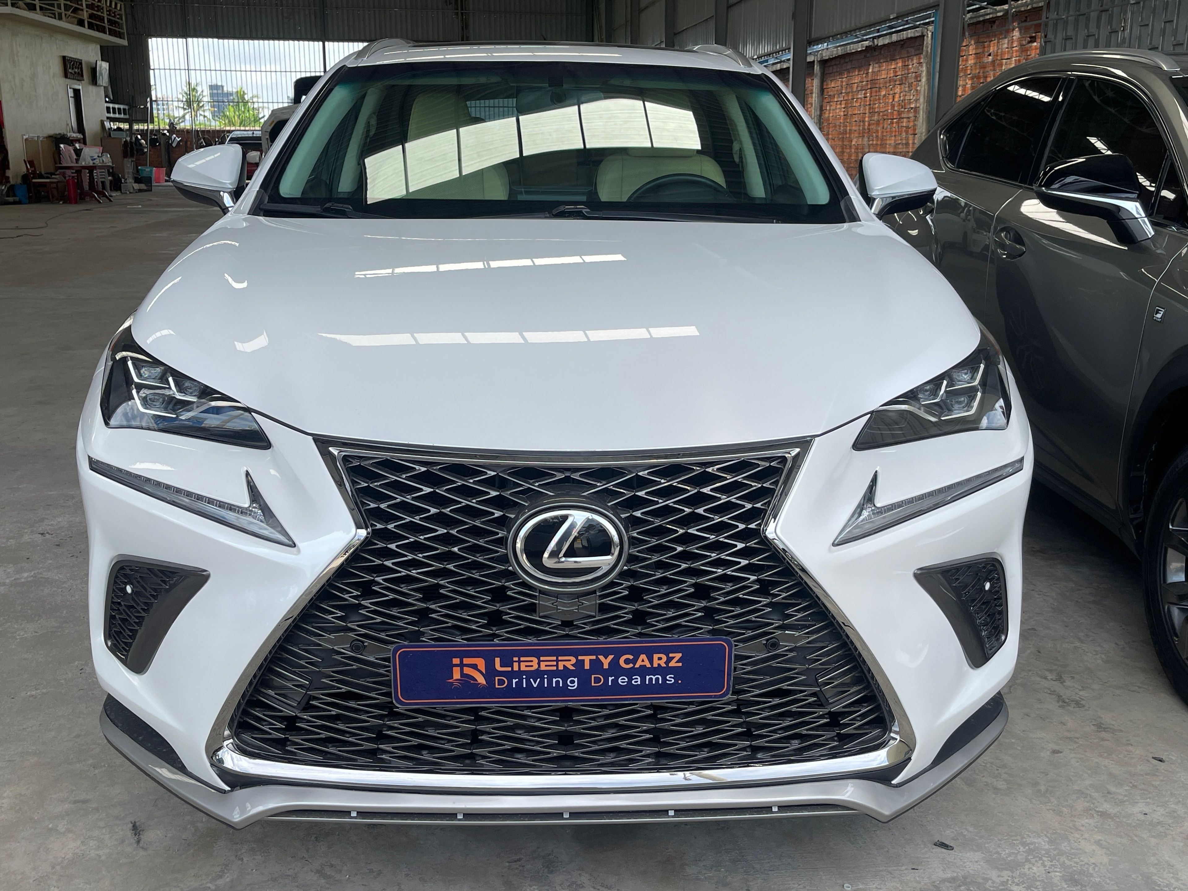 Lexus NX200t 2016