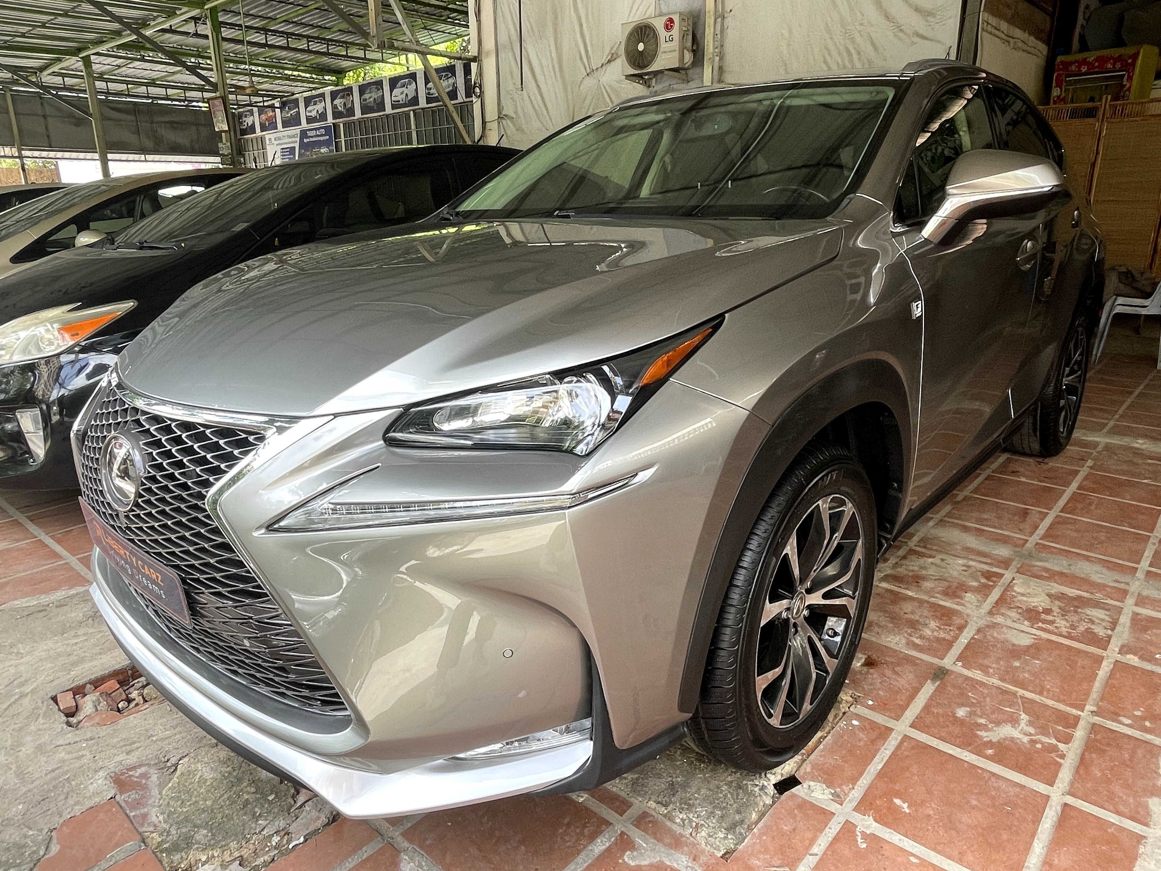 Lexus NX200t 2015