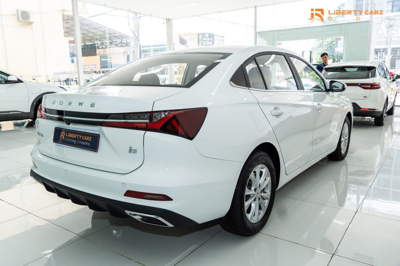 SAIC-ROEWE I5  2024