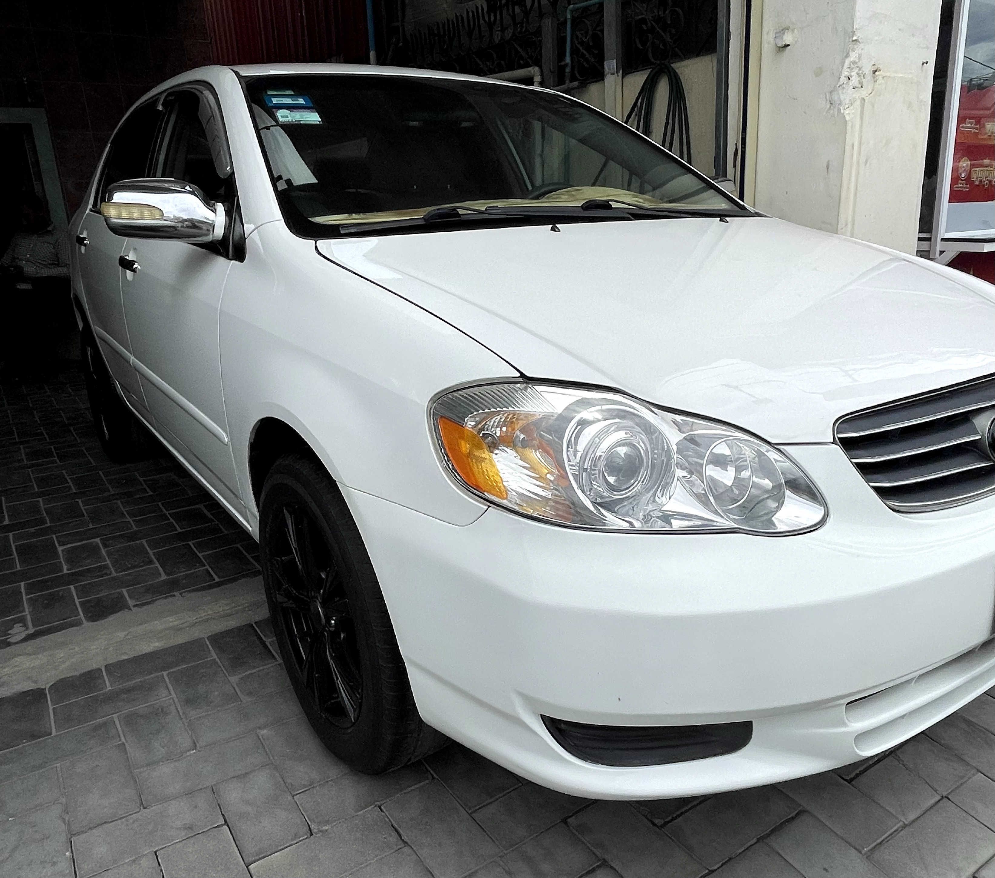 តូយ៉ូតា Corolla Cross Hybrid 2005