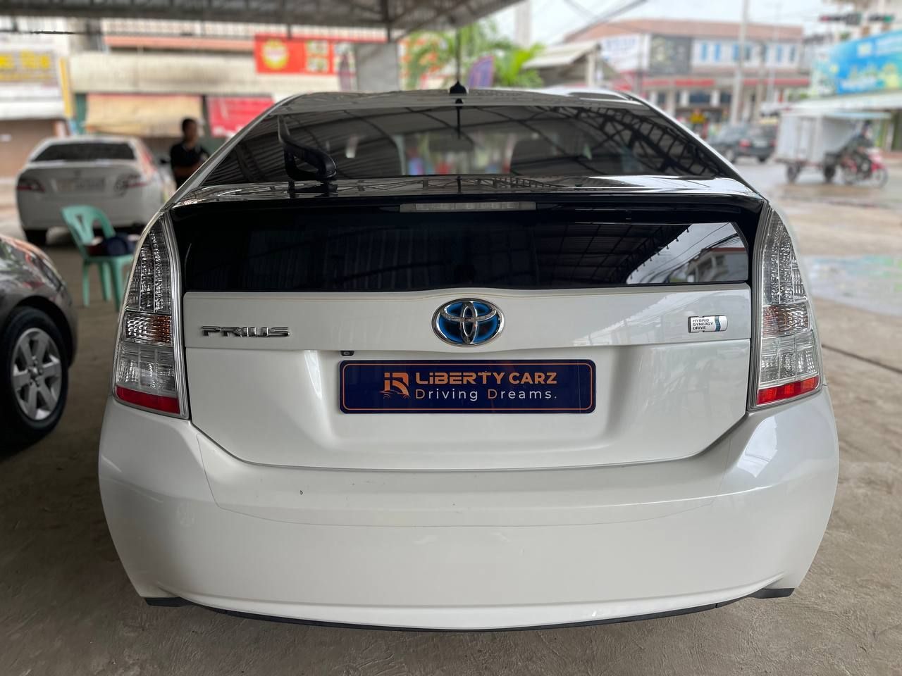 តូយ៉ូតា Prius 2010