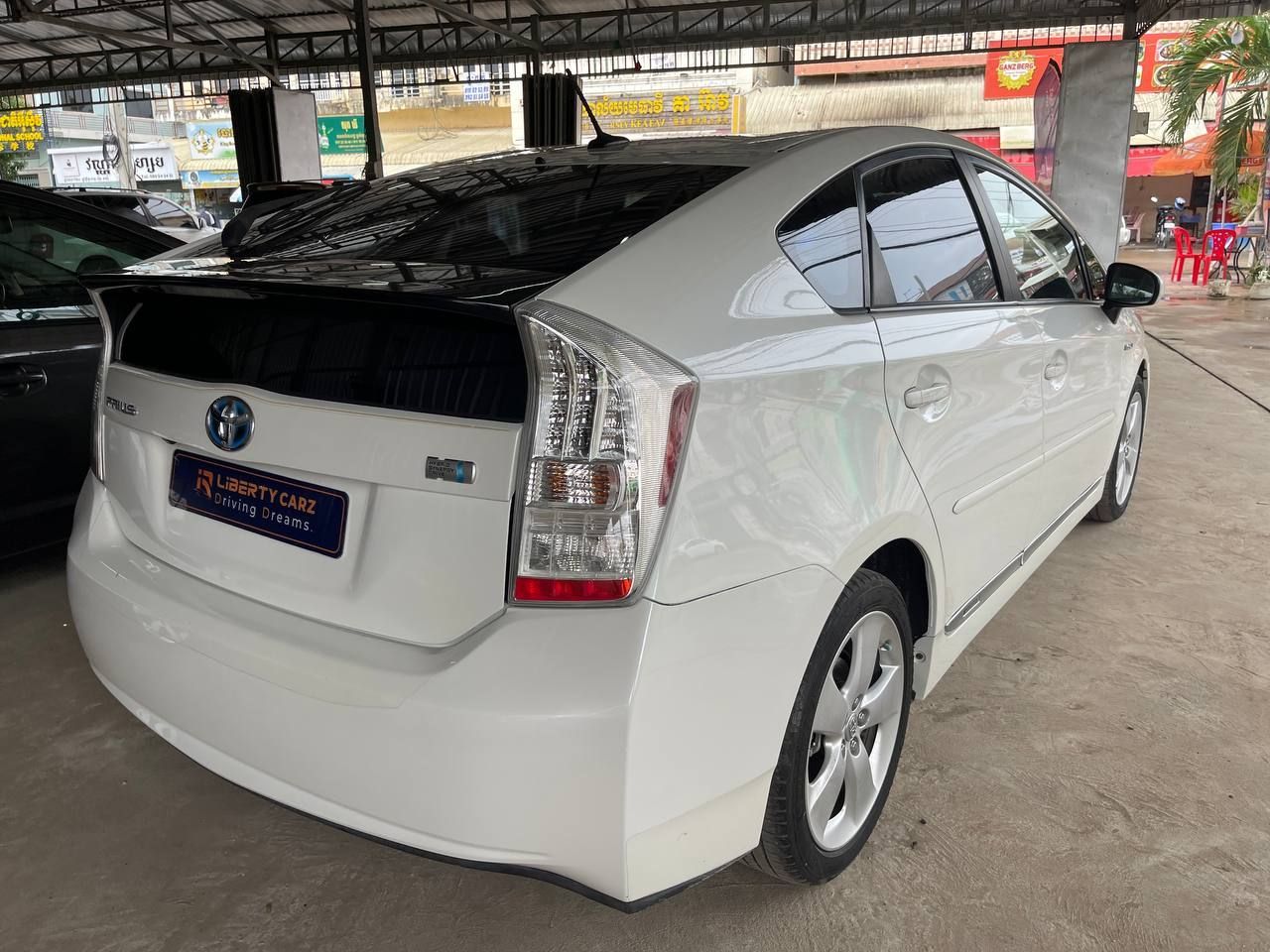 តូយ៉ូតា Prius 2010