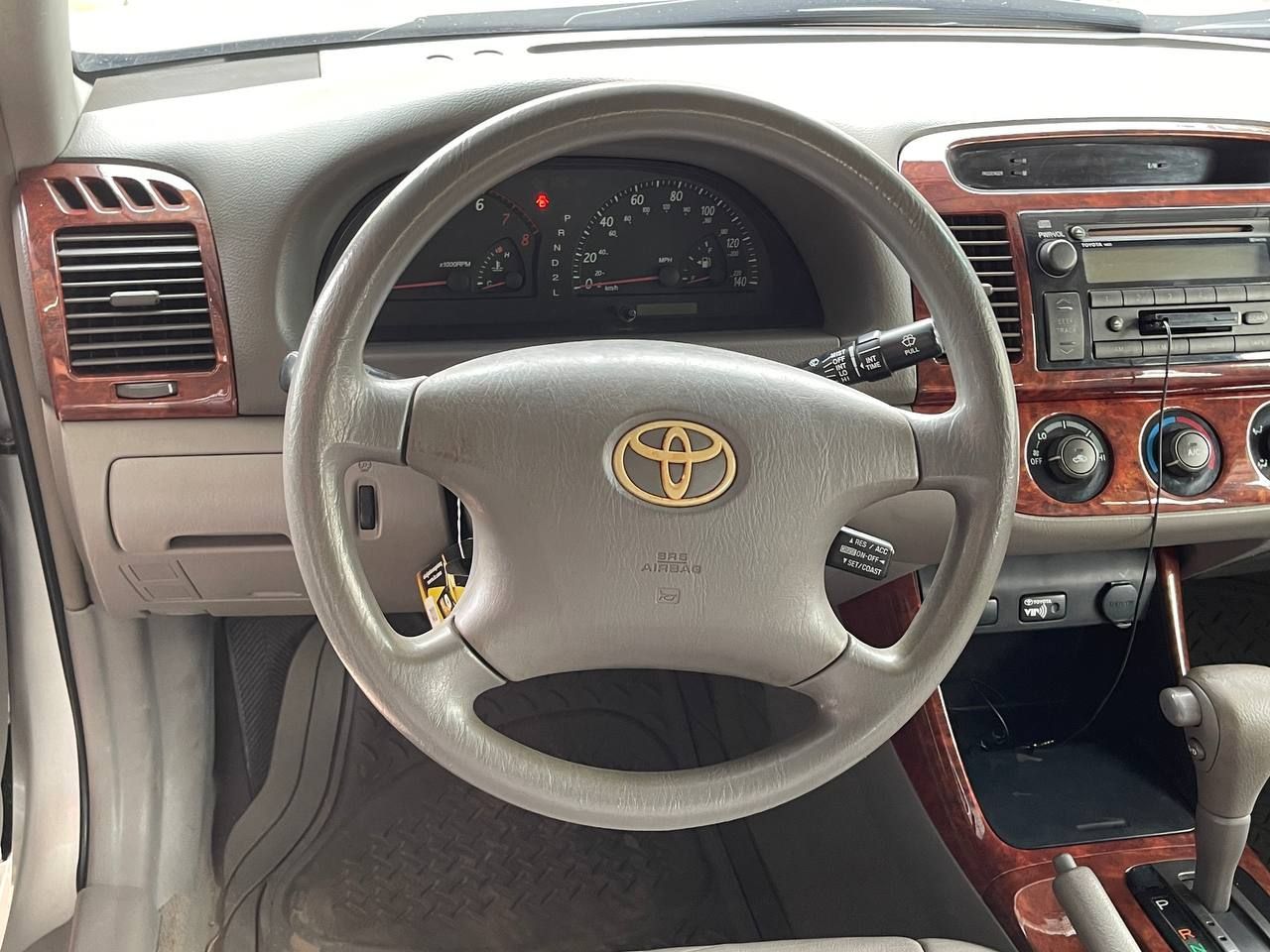 Toyota Camry Le 2002