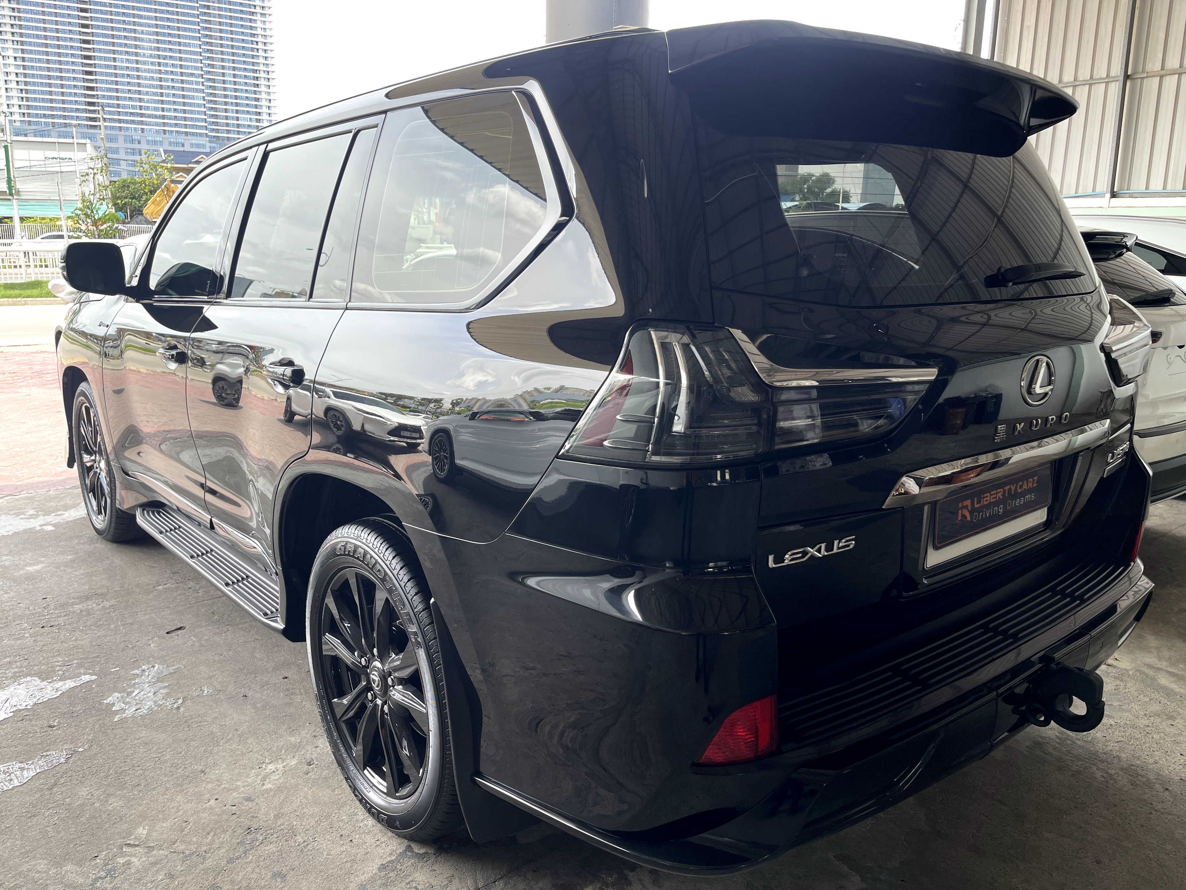 Lexus LX450d 2018