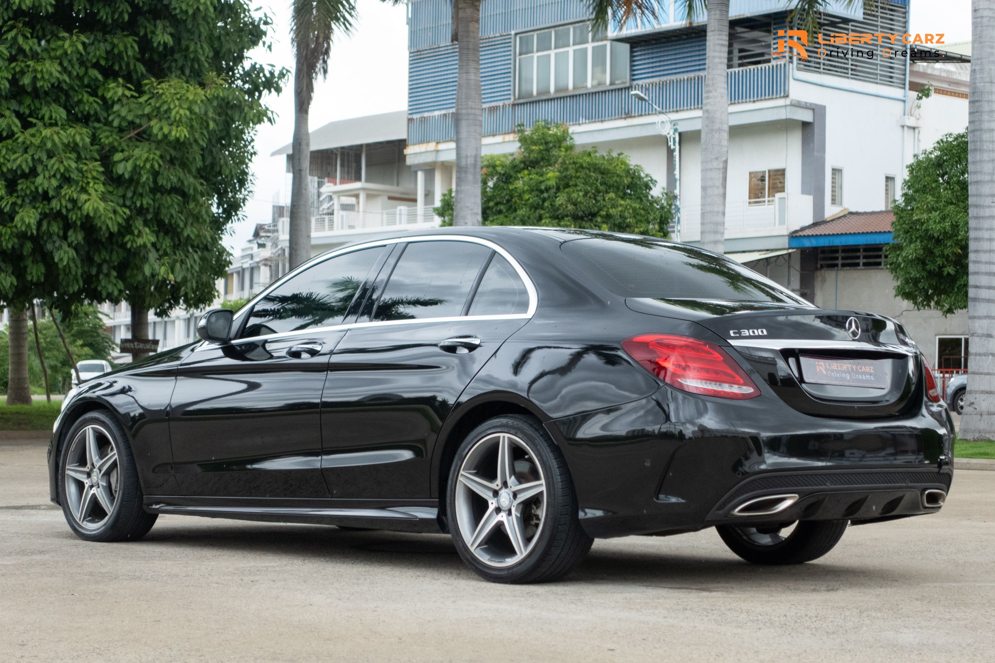 Mercedes-Benz C300 2015