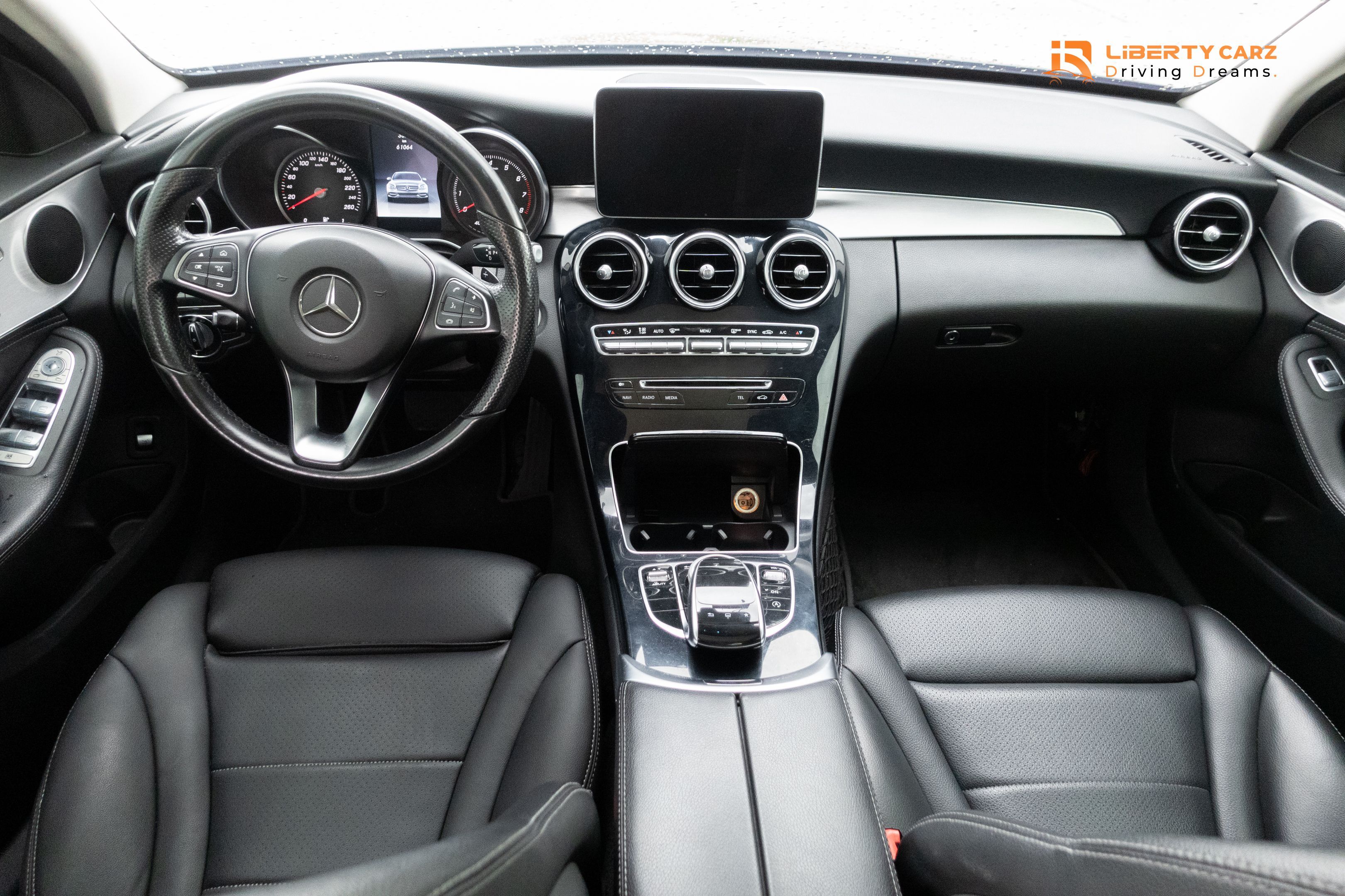 Mercedes-Benz C300 2015