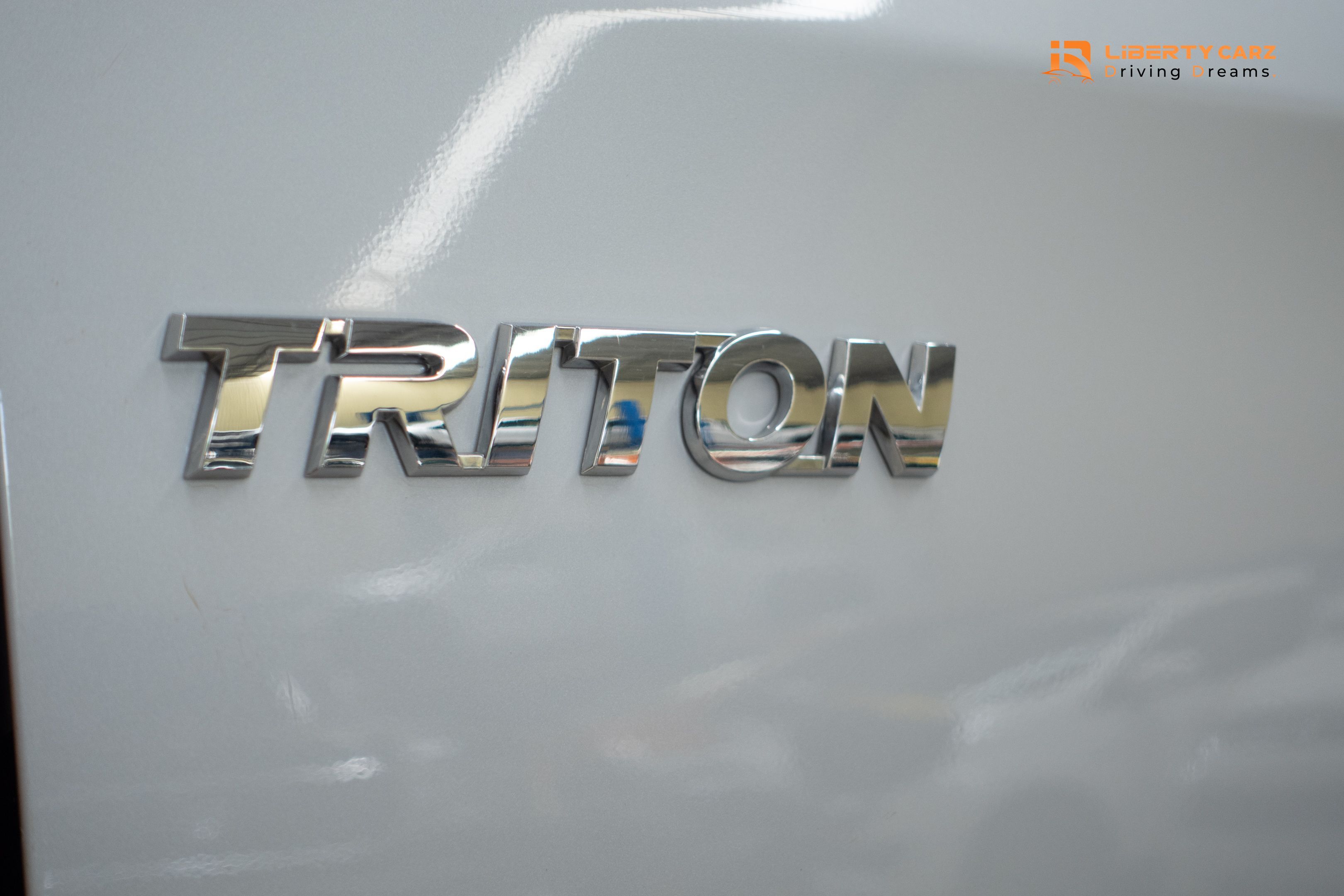 三菱 Triton GLS  Extra Plus 2022