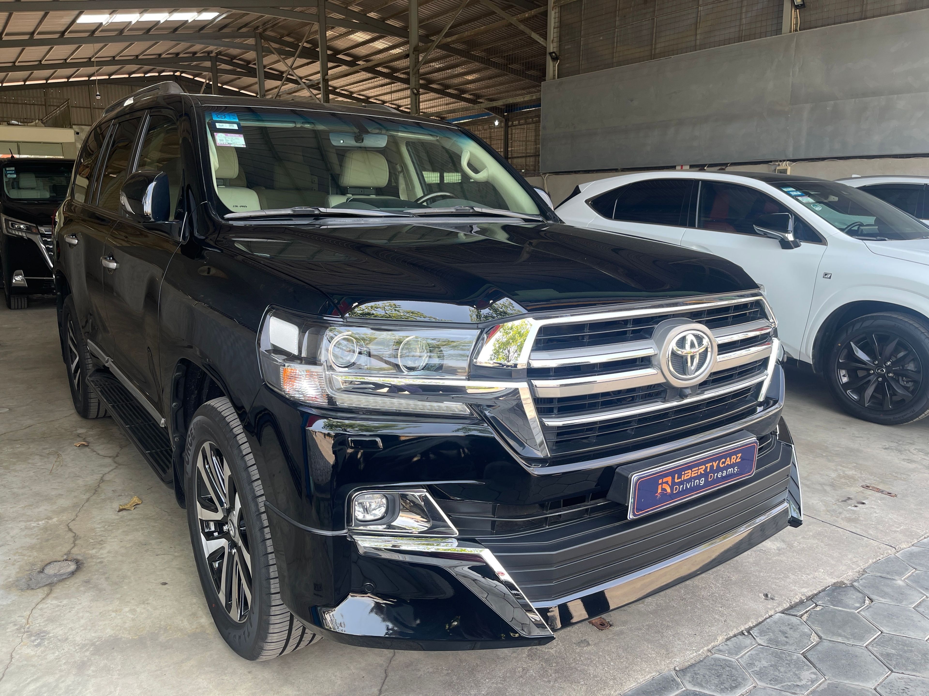 Toyota Land Cruiser 2019