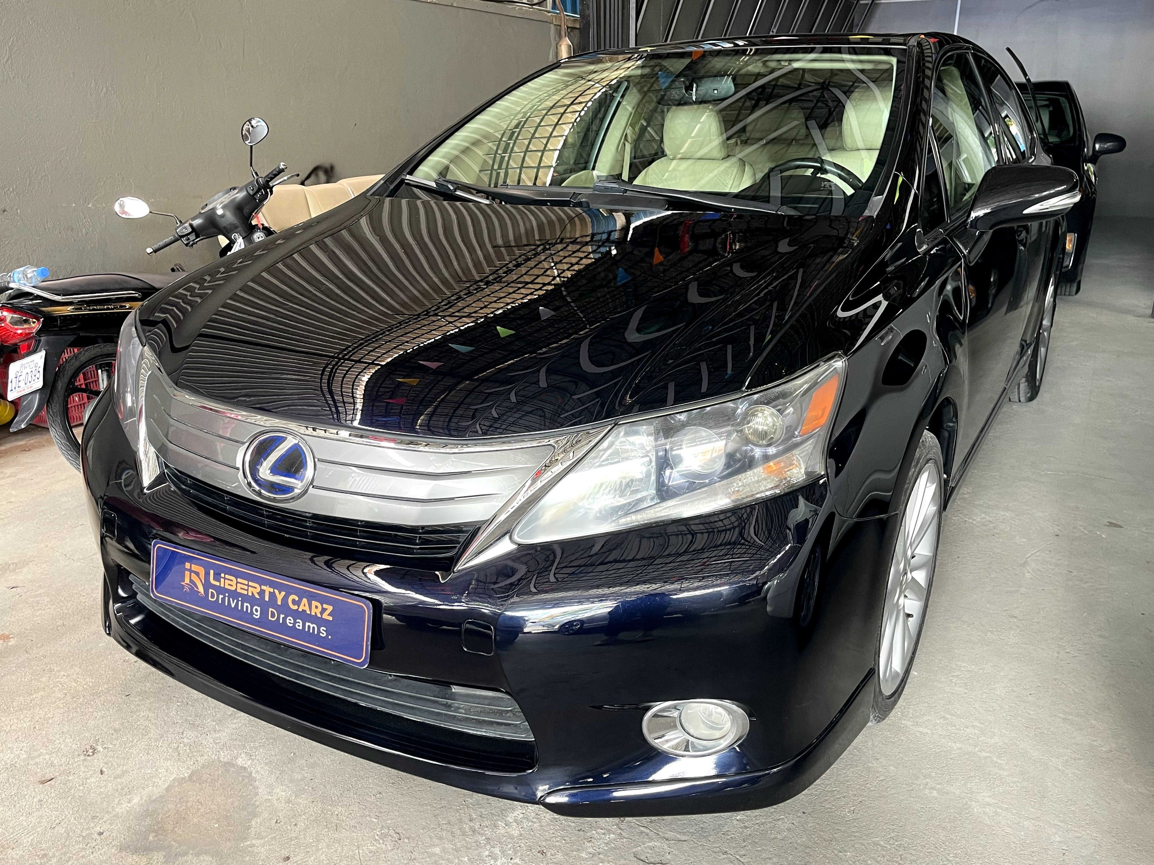 Lexus HS 250H 2010