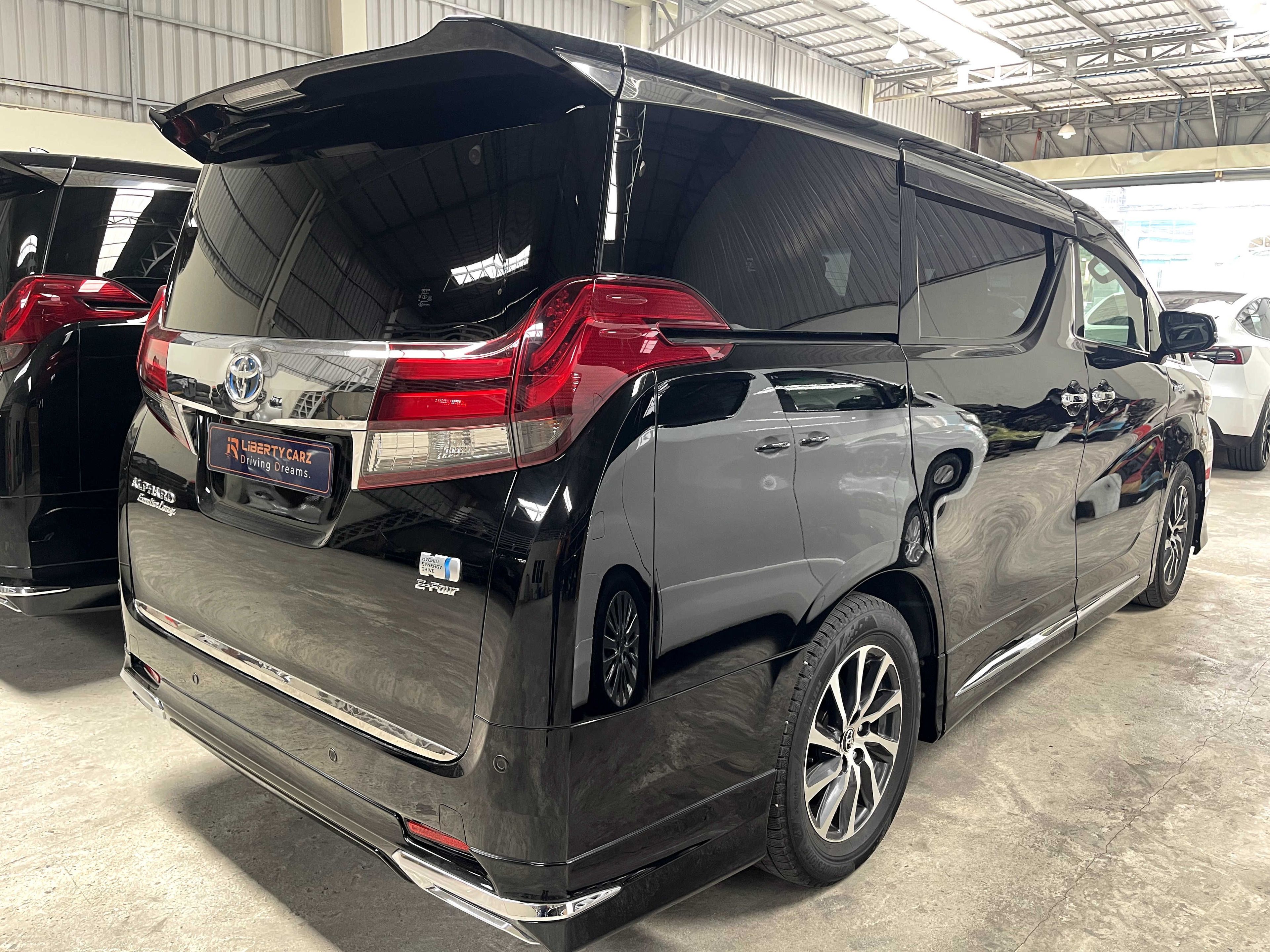 Toyota Alphard 2015