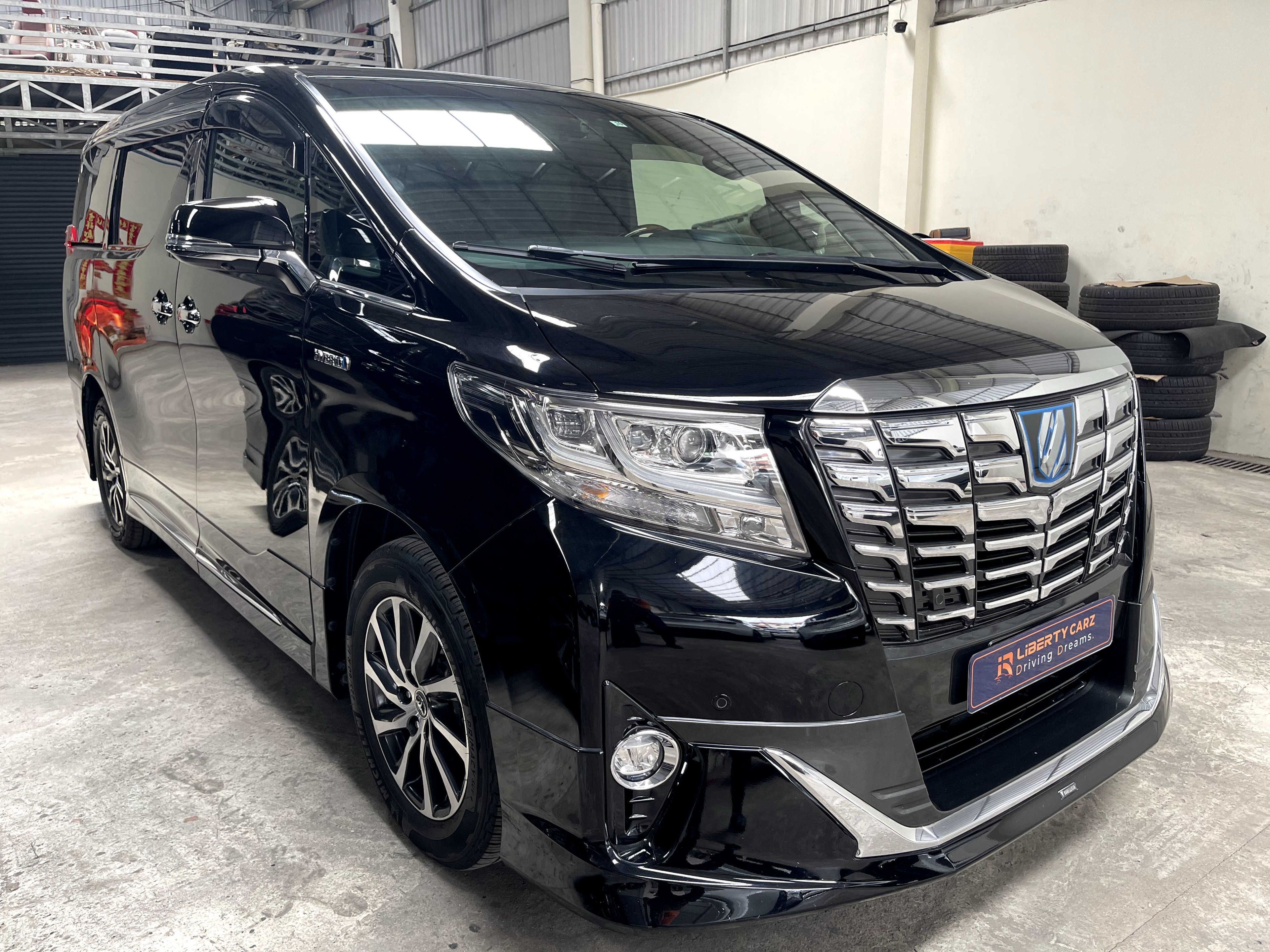 Toyota Alphard 2016