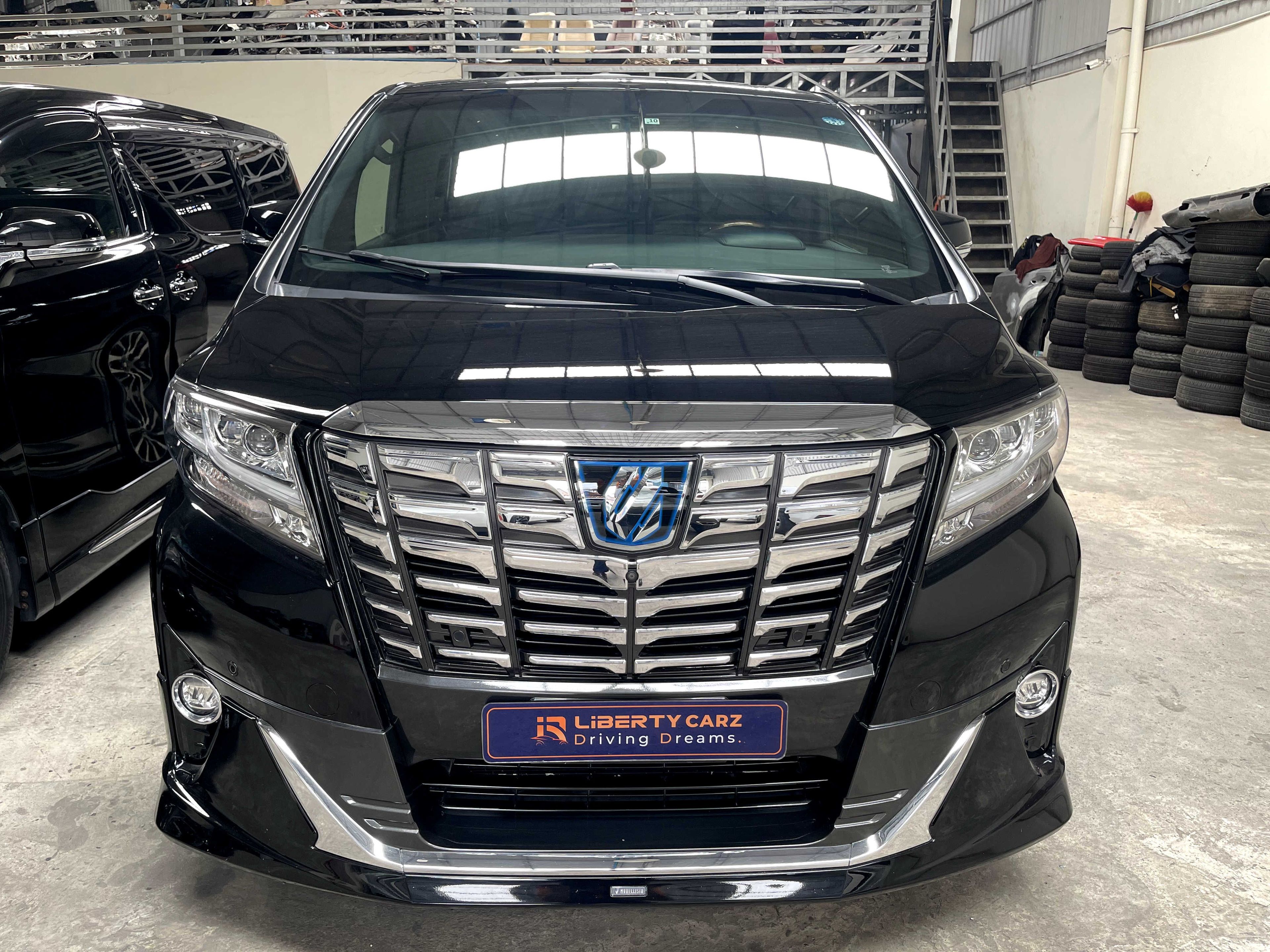 Toyota Alphard 2016