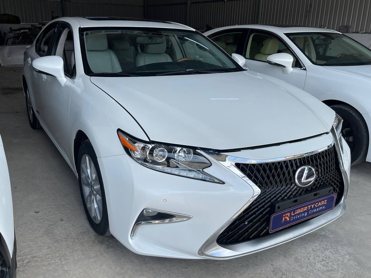 Lexus ES 300H 2013