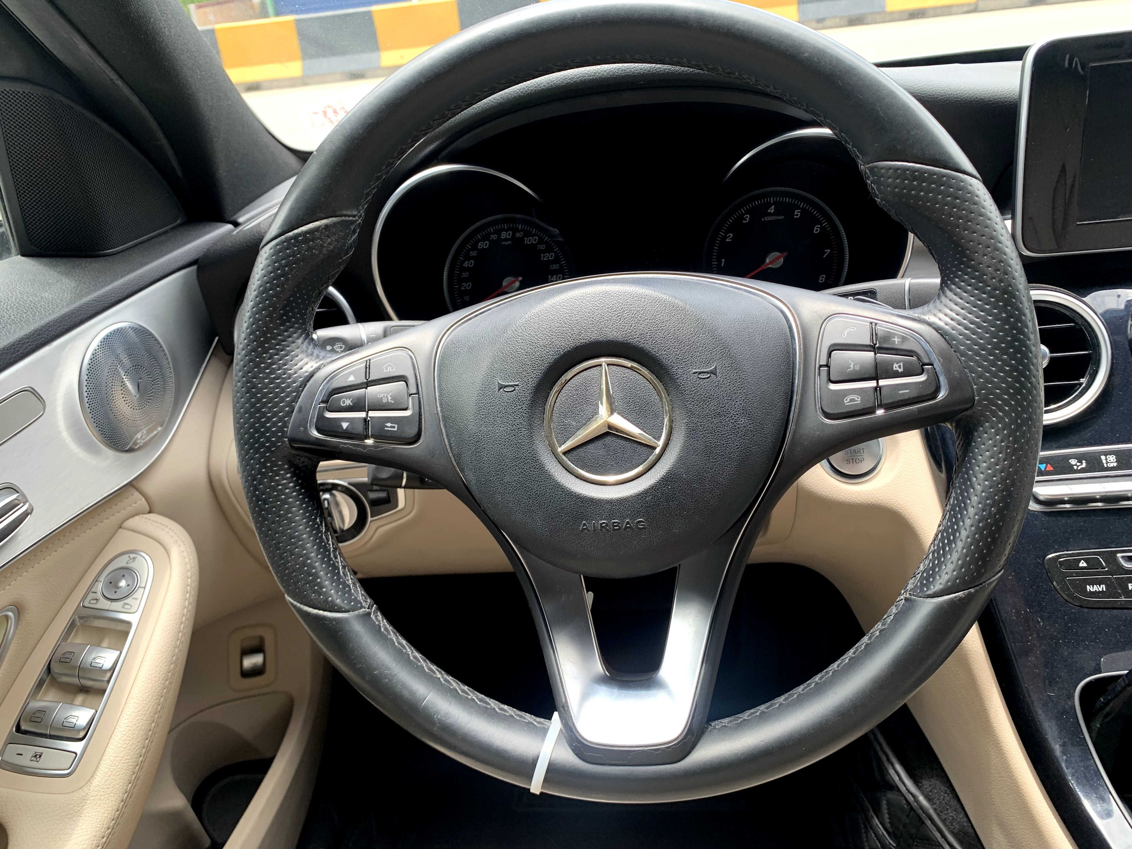 Mercedes-Benz C300 2015