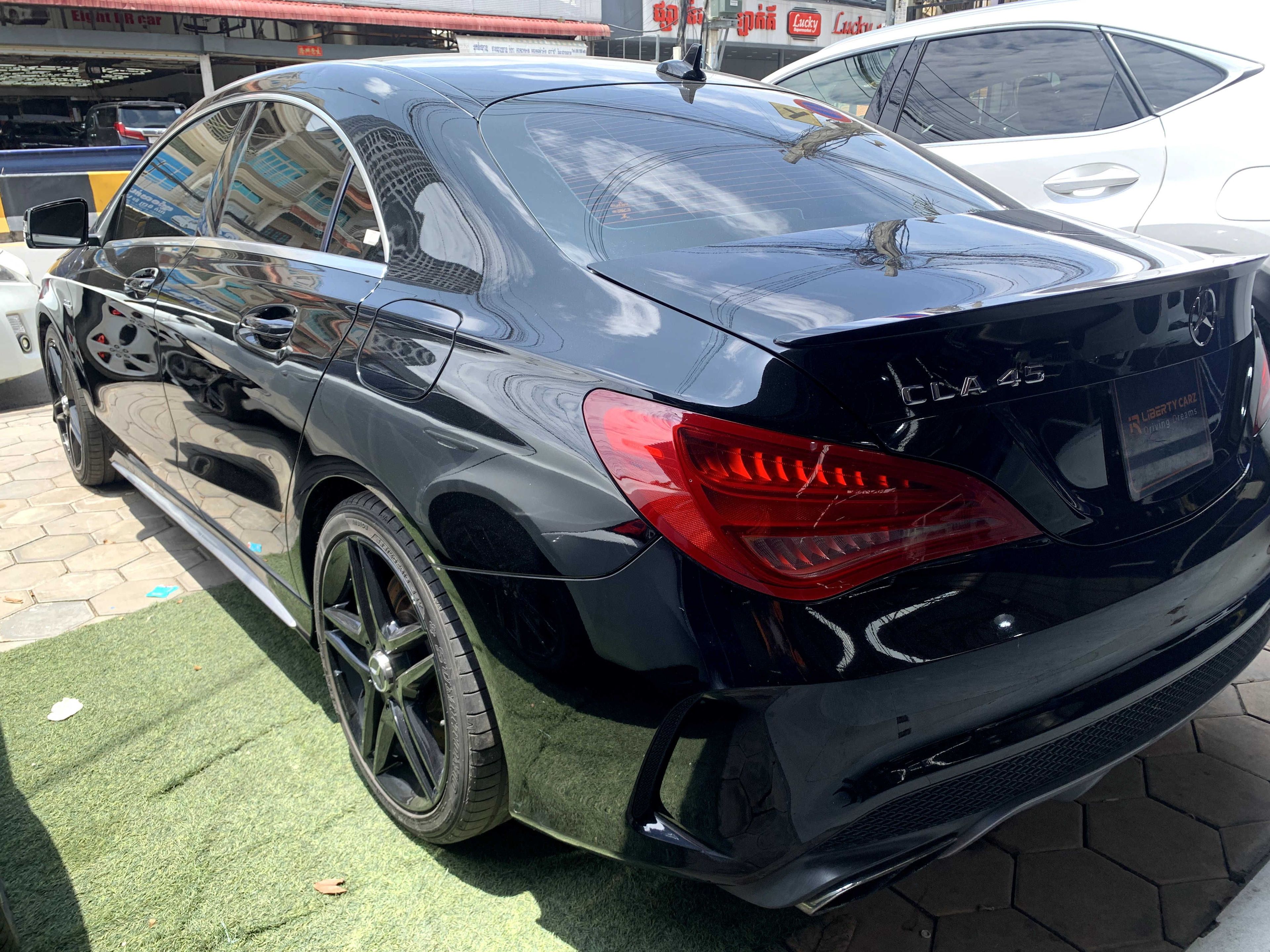 Mercedes-Benz CLA45 2014