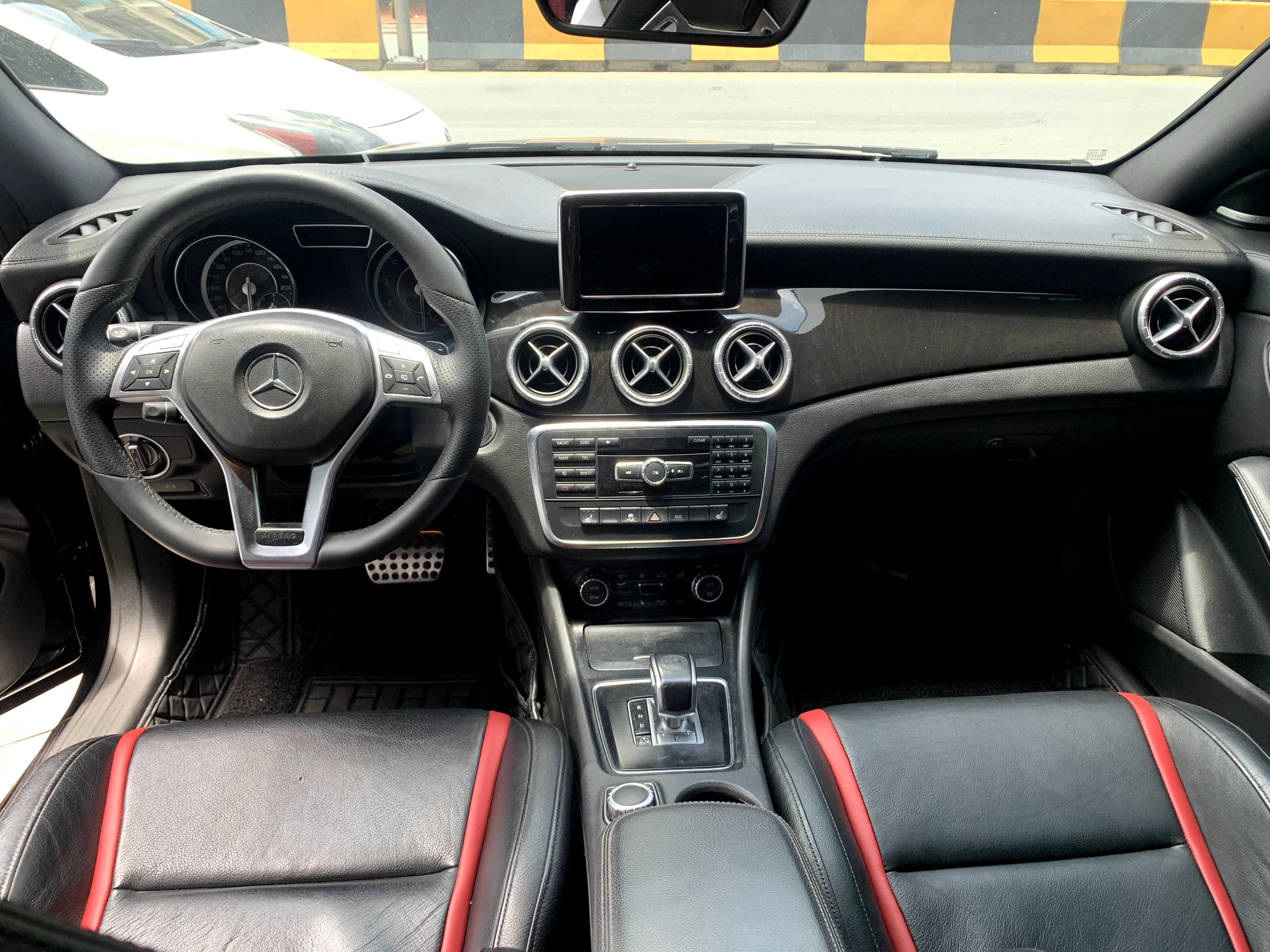 Mercedes-Benz CLA45 2014