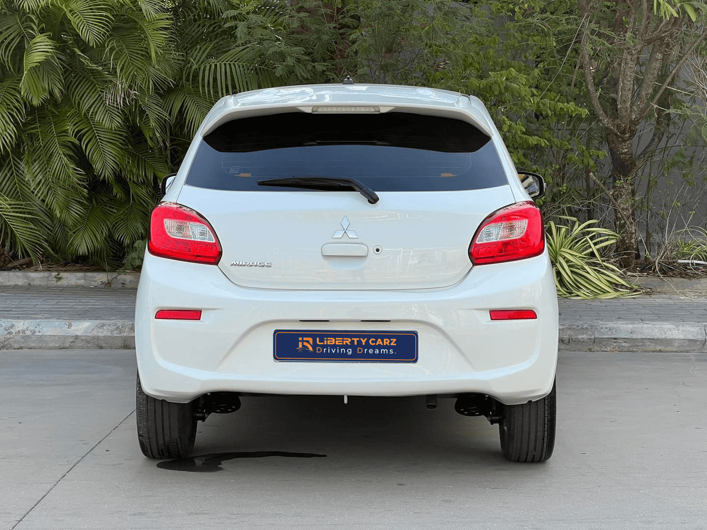 Mitsubishi Mirage 2018