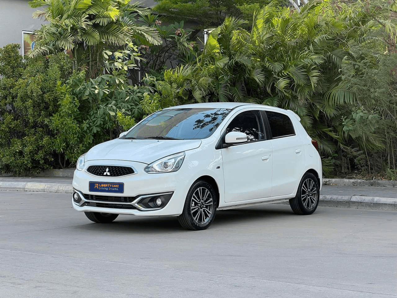 Mitsubishi Mirage 2018