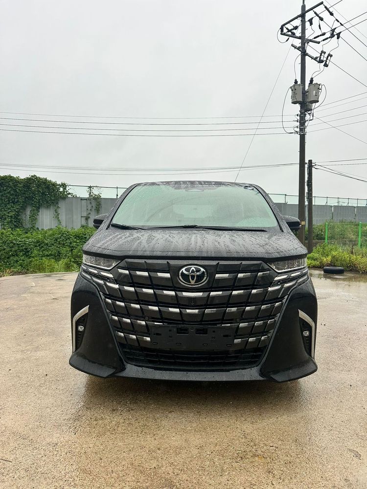 Toyota Alphard 2024 