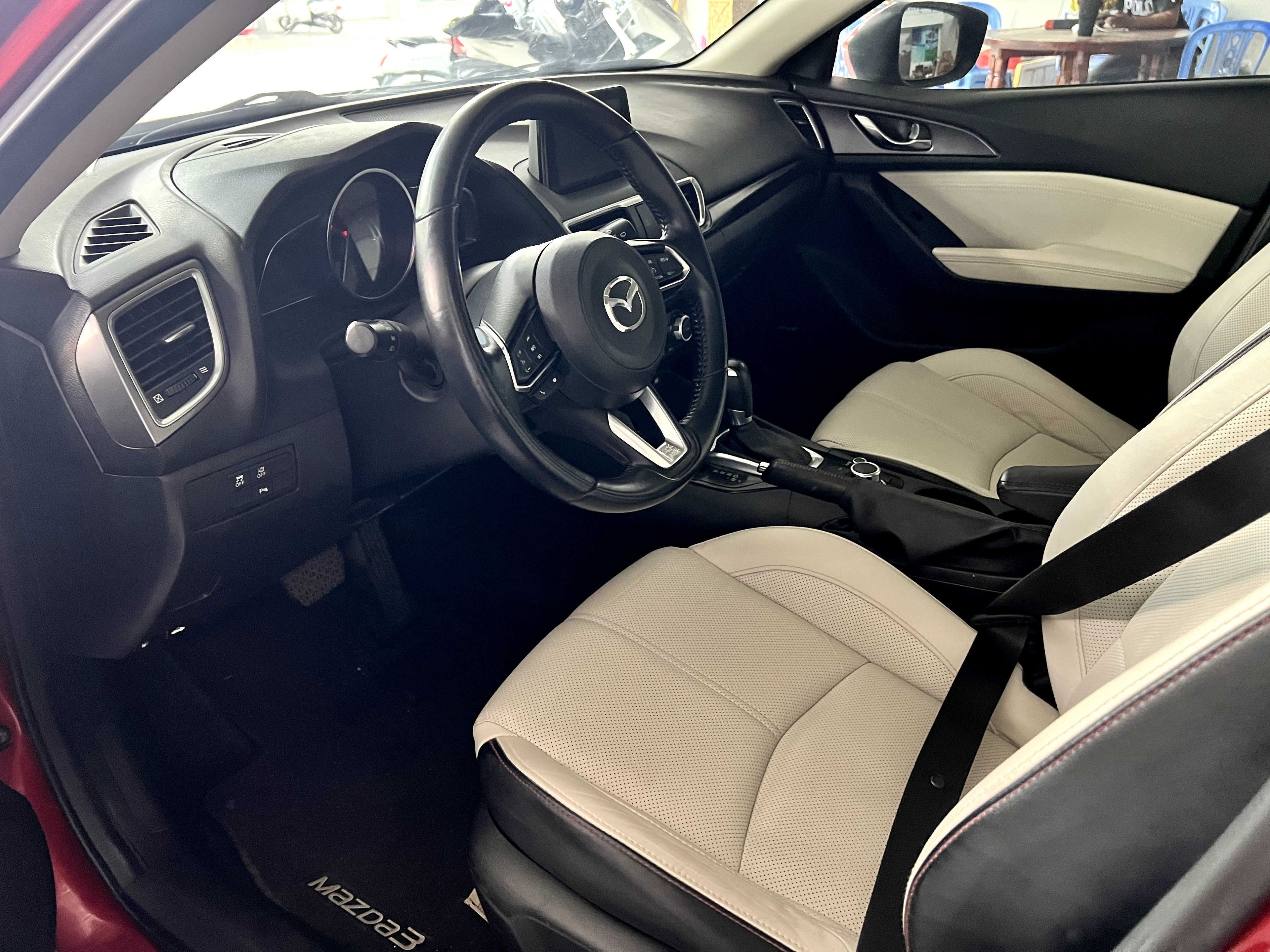 Mazda 3 2018