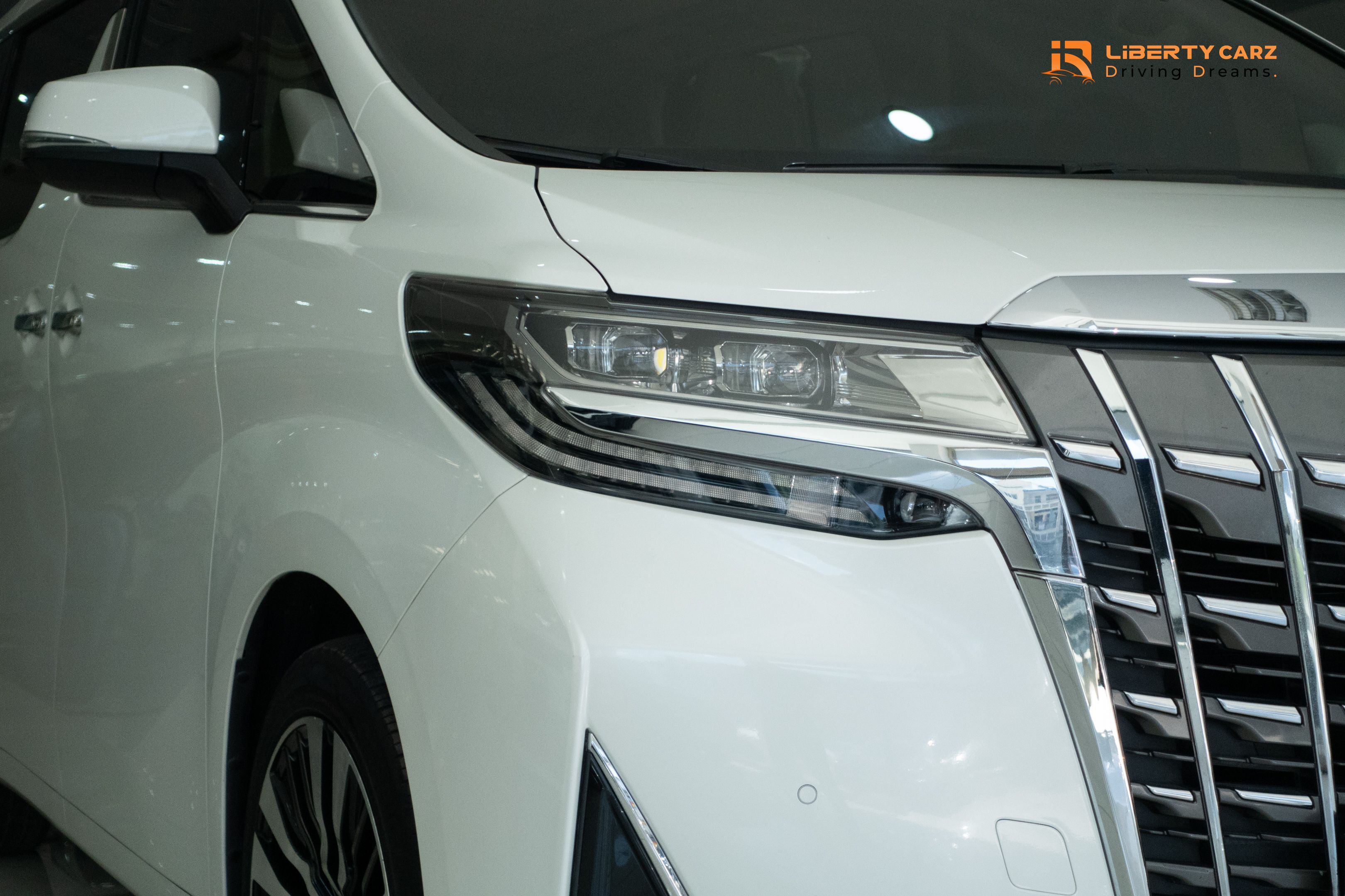 Toyota Alphard 2019