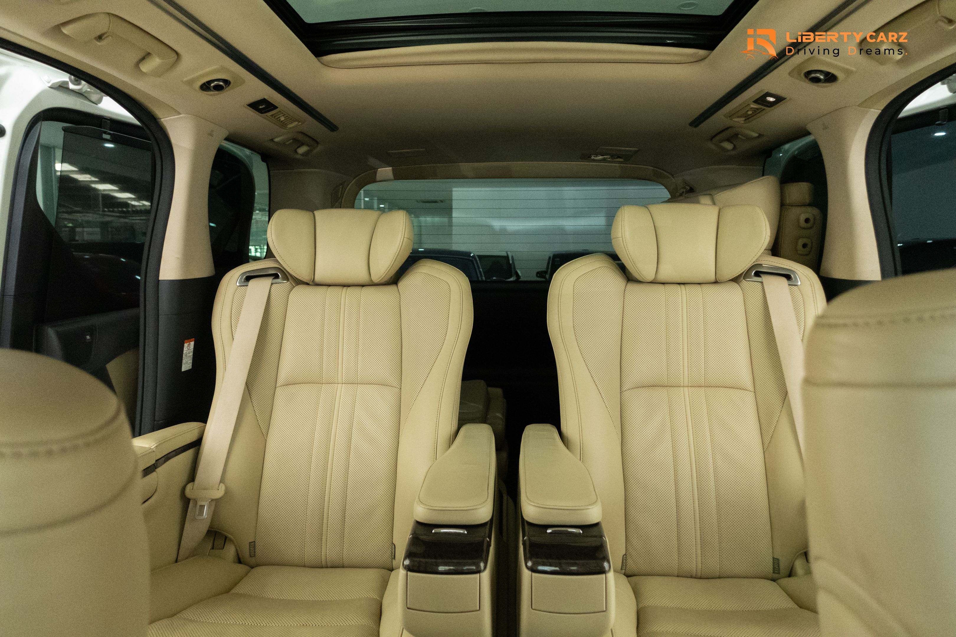 Toyota Alphard 2019