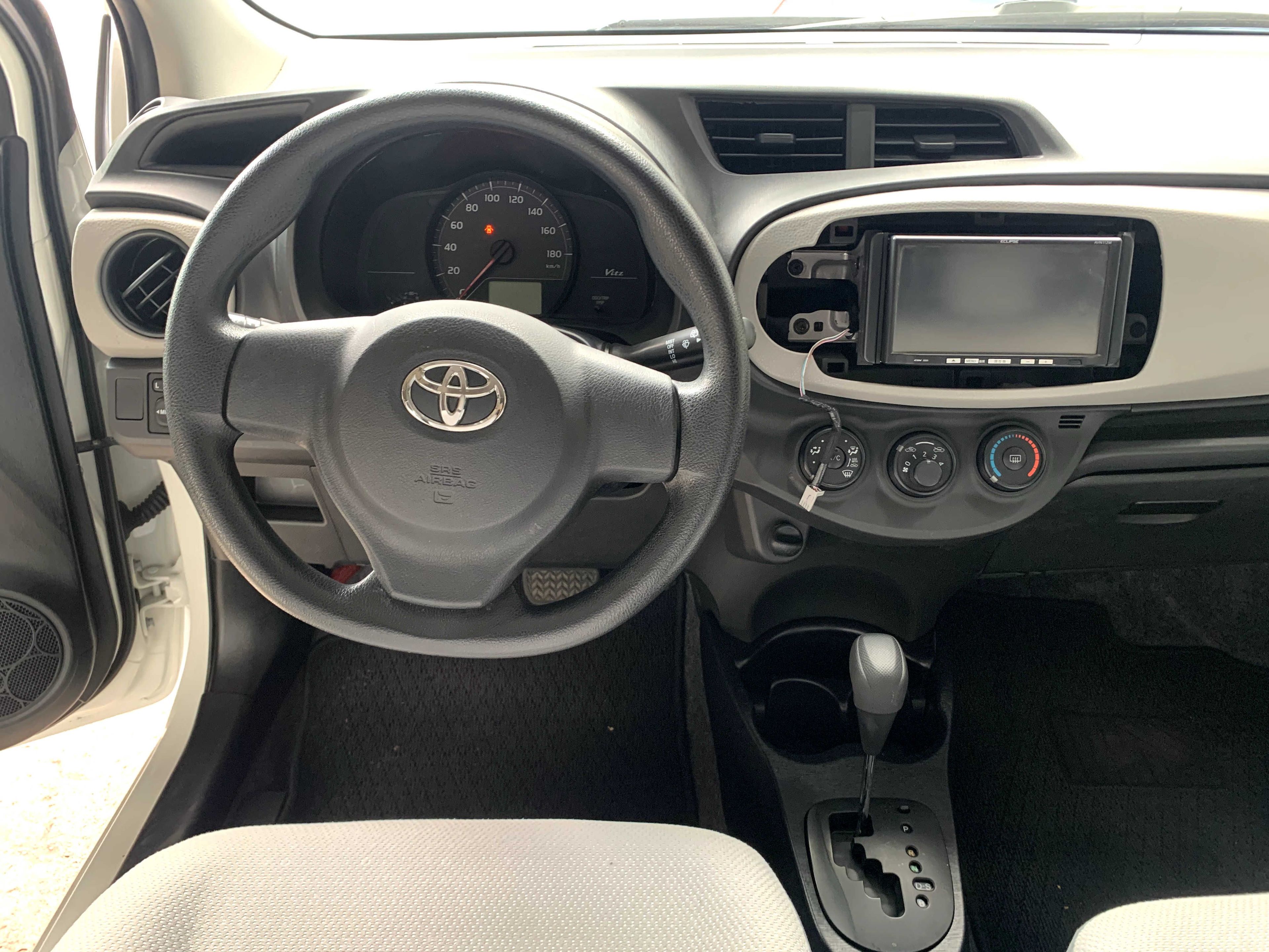 Toyota Vitz 2012