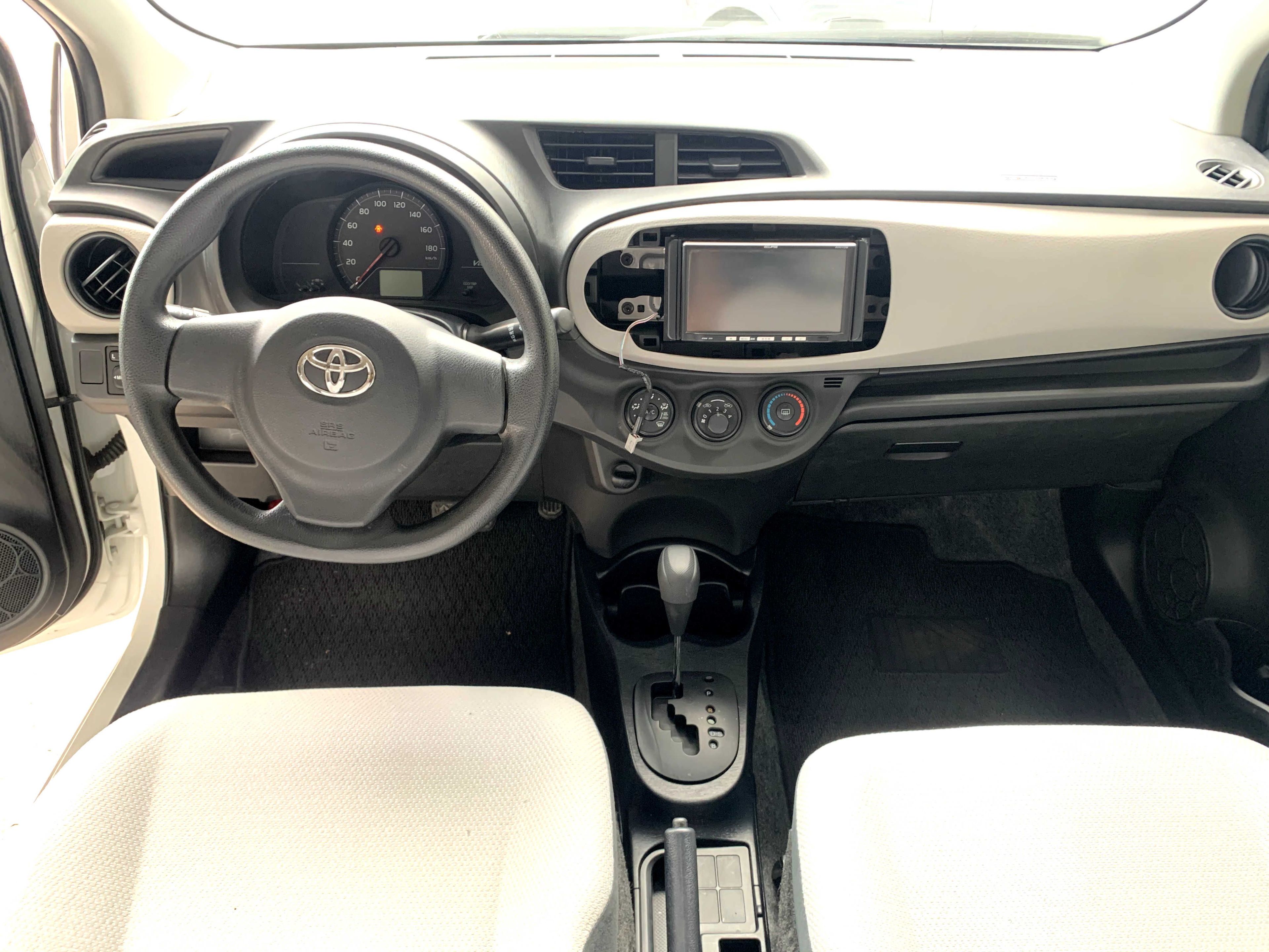 Toyota Vitz 2012