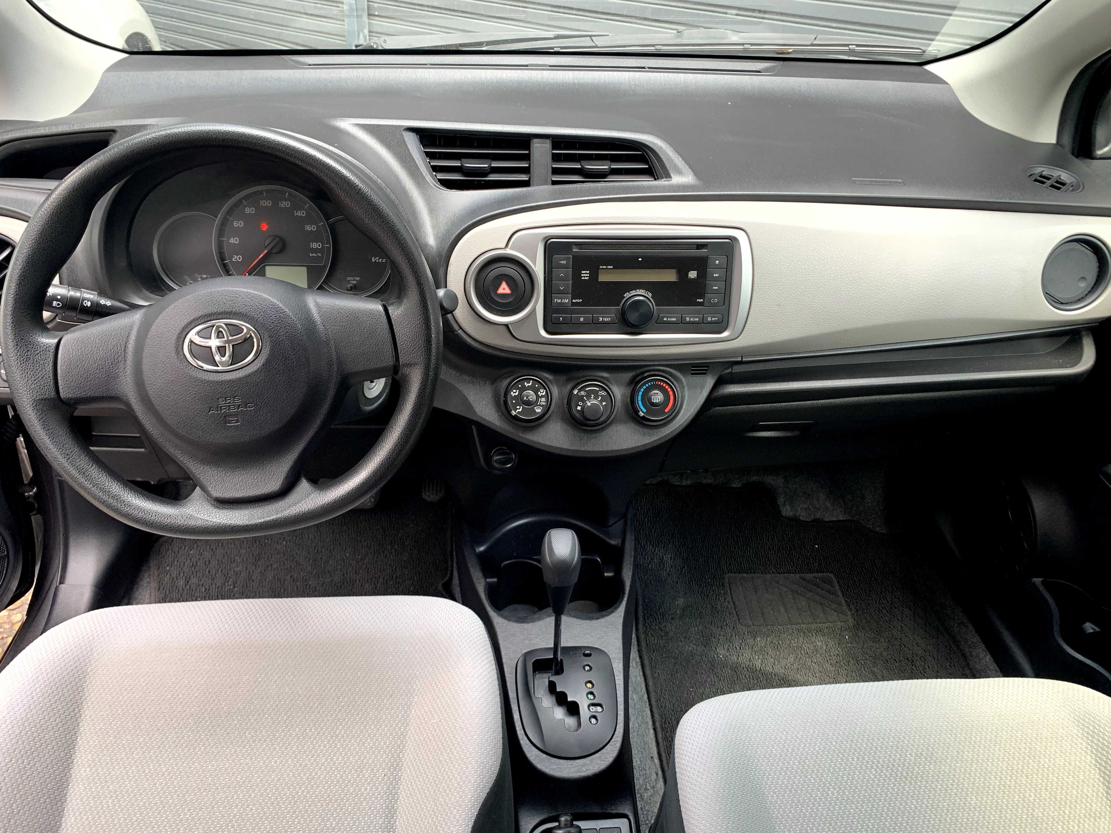 Toyota Vitz 2013