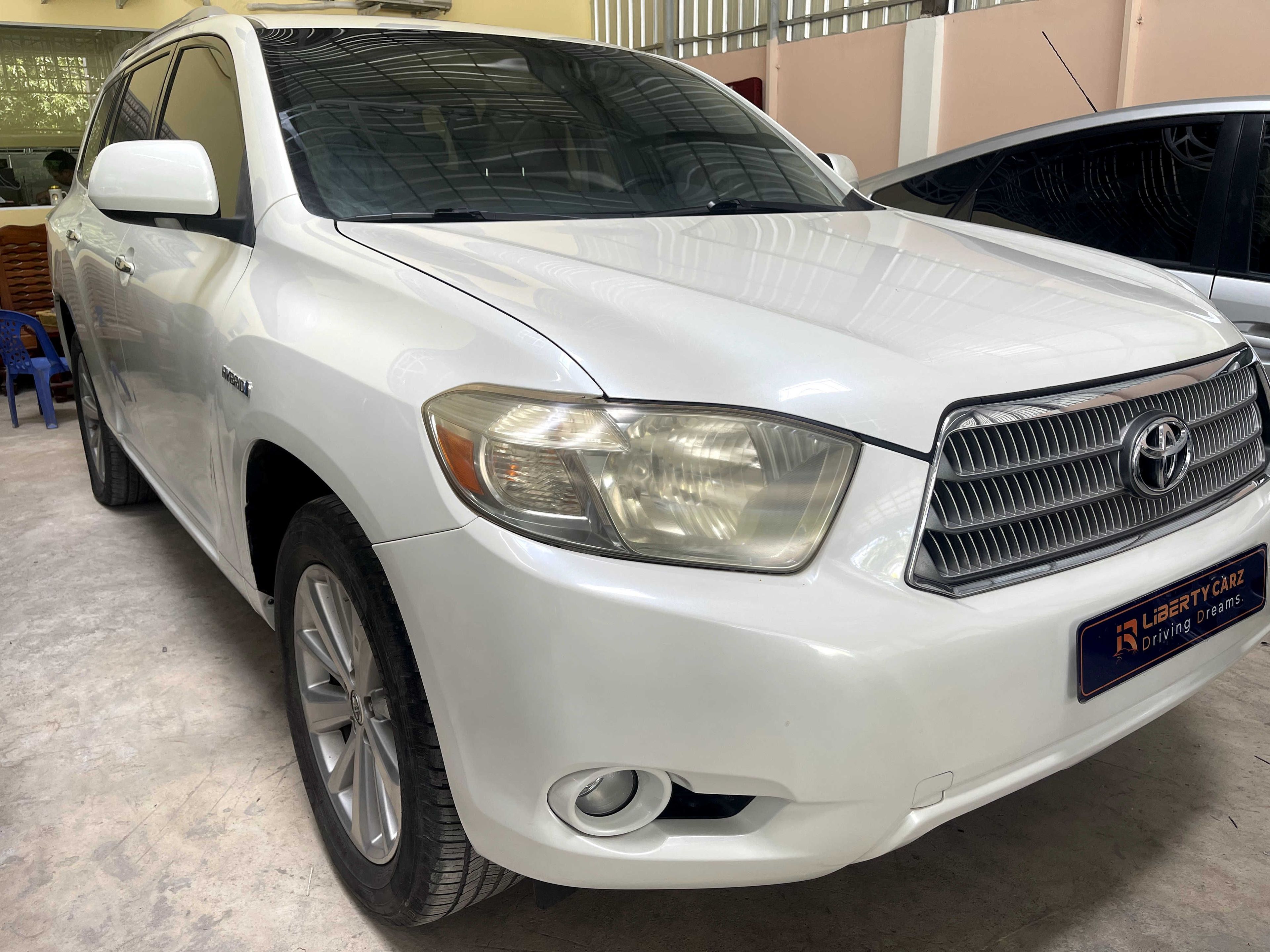 តូយ៉ូតា Highlander Hybrid 2009