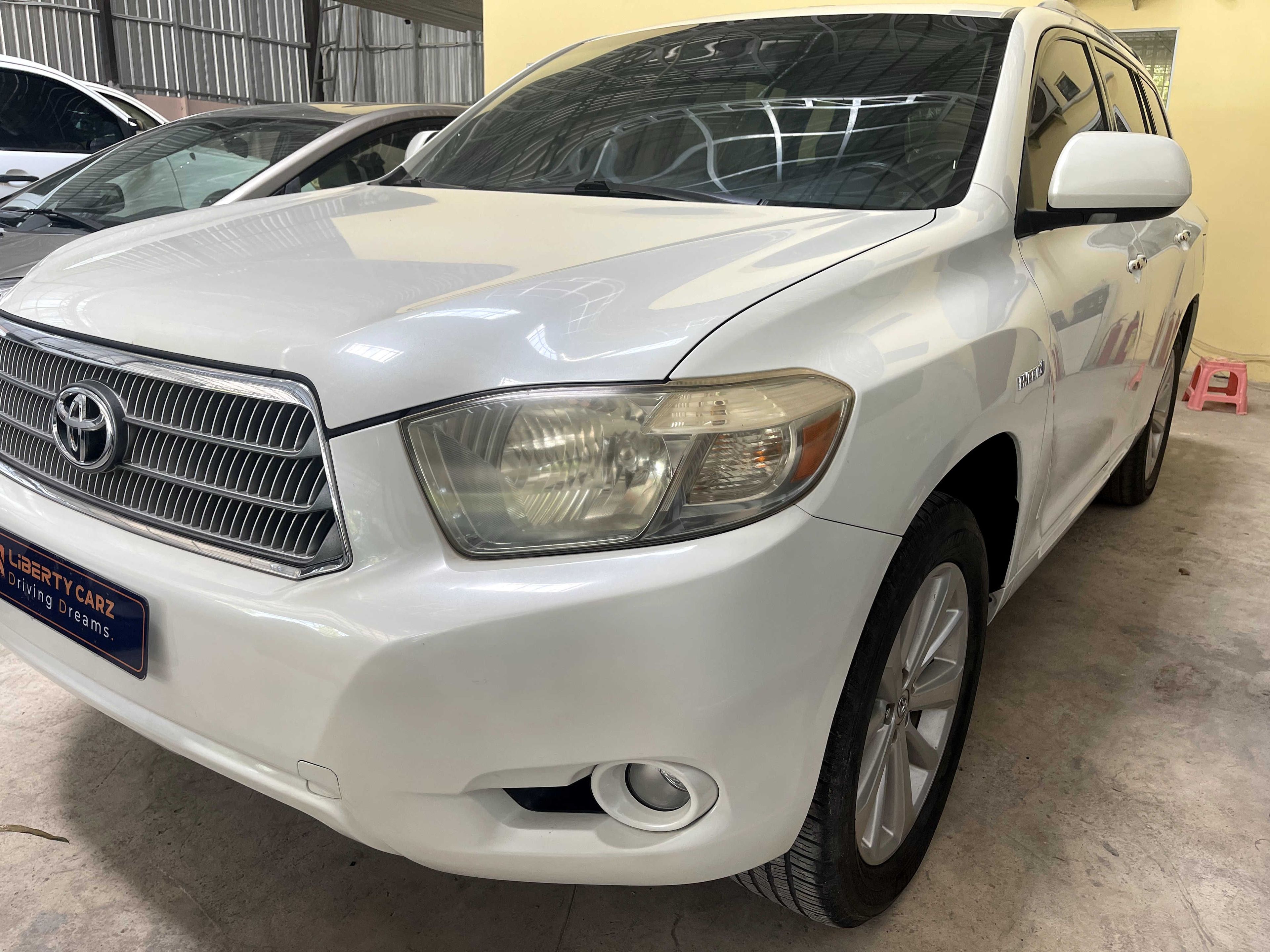 តូយ៉ូតា Highlander Hybrid 2009