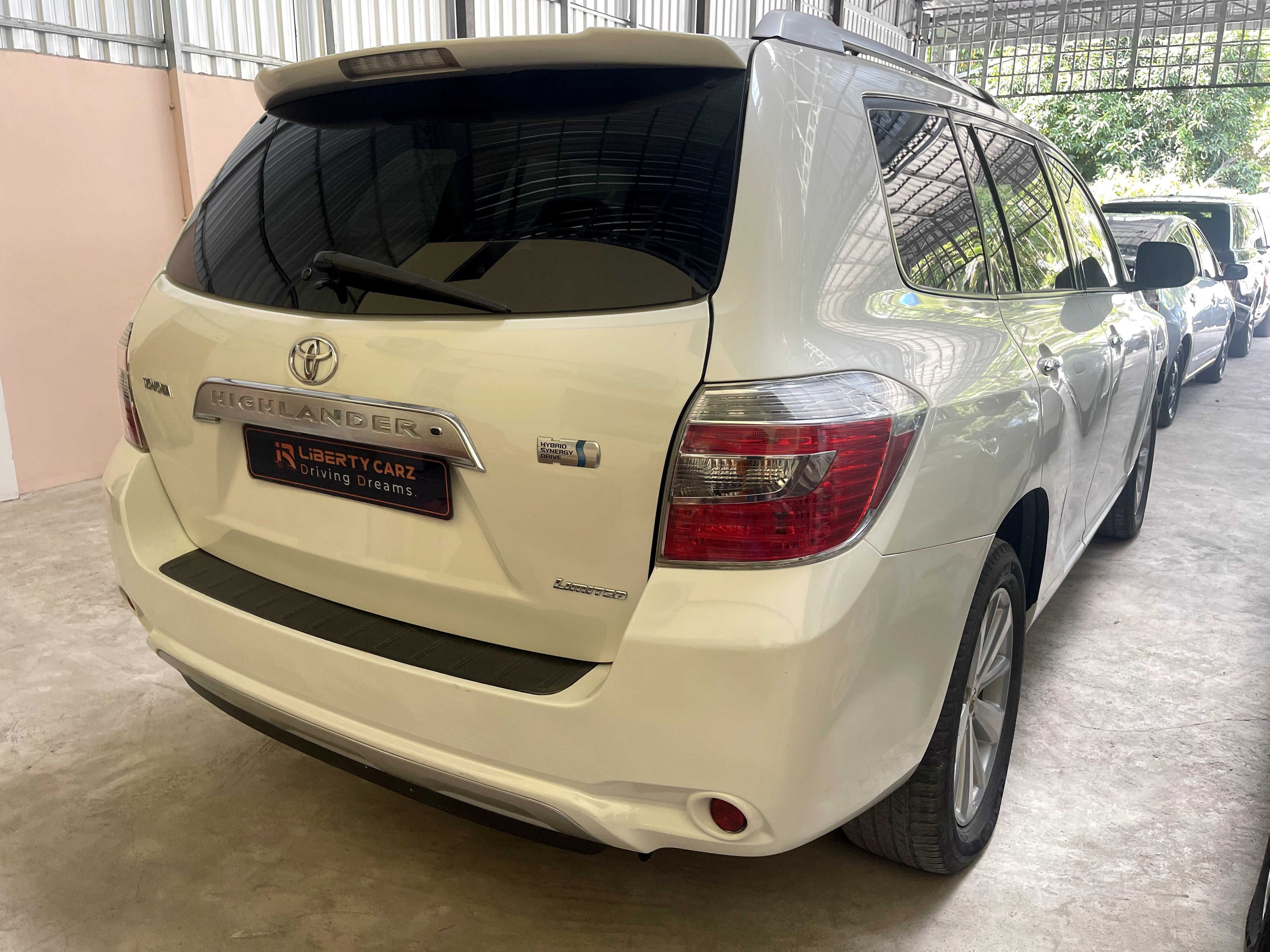 តូយ៉ូតា Highlander Hybrid 2009