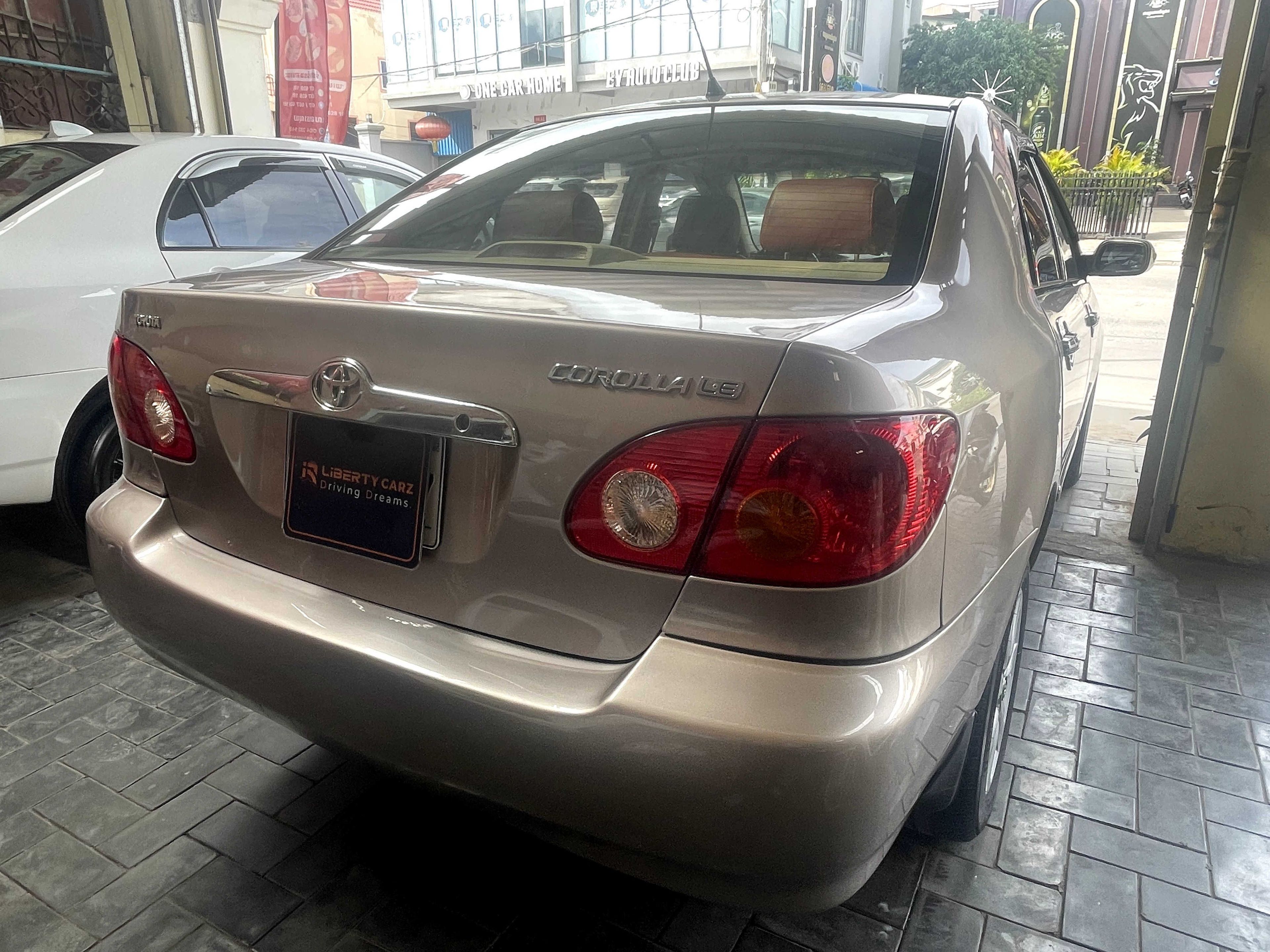 តូយ៉ូតា Corolla Cross Hybrid 2003