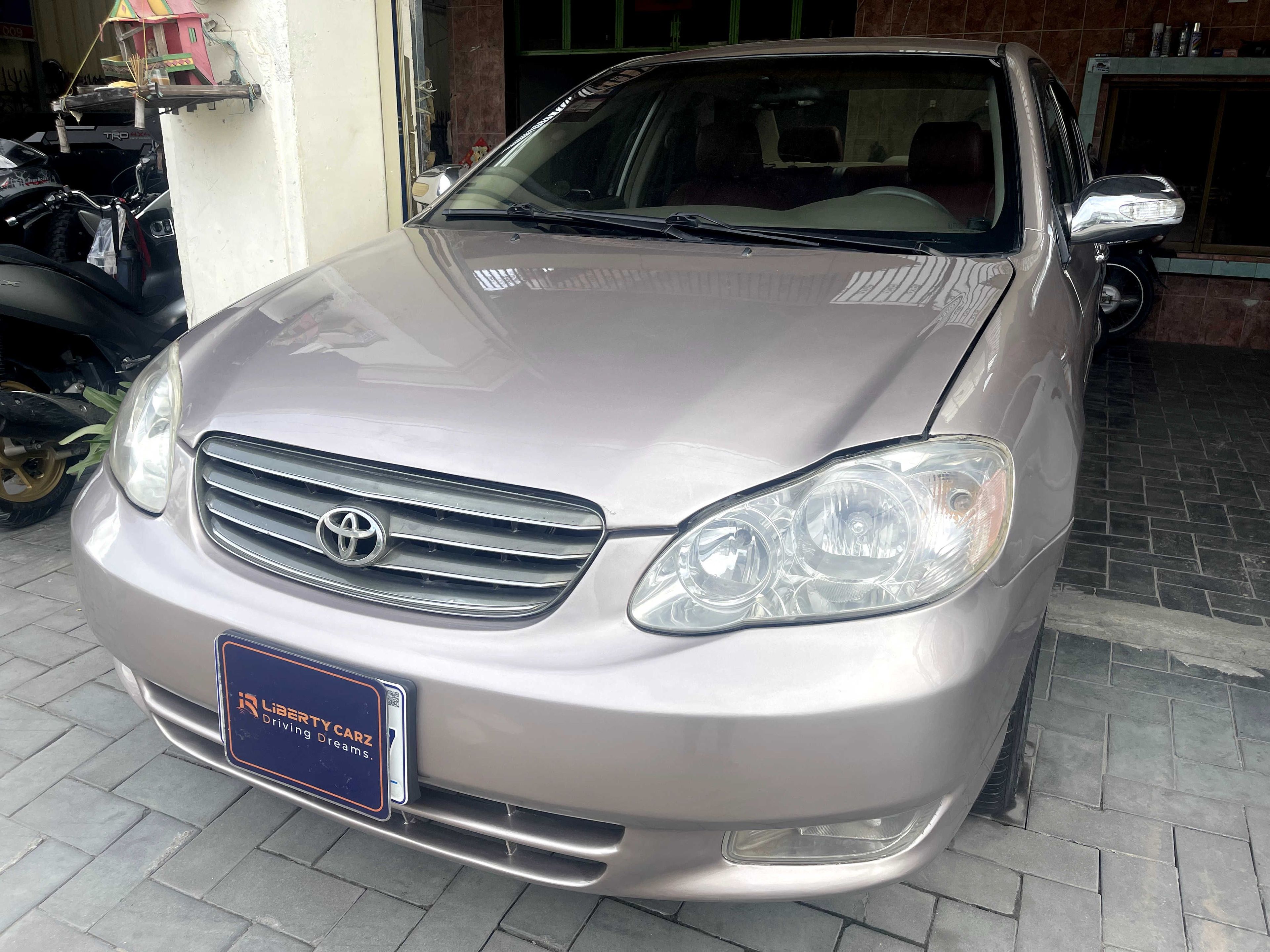 តូយ៉ូតា Corolla Cross Hybrid 2003