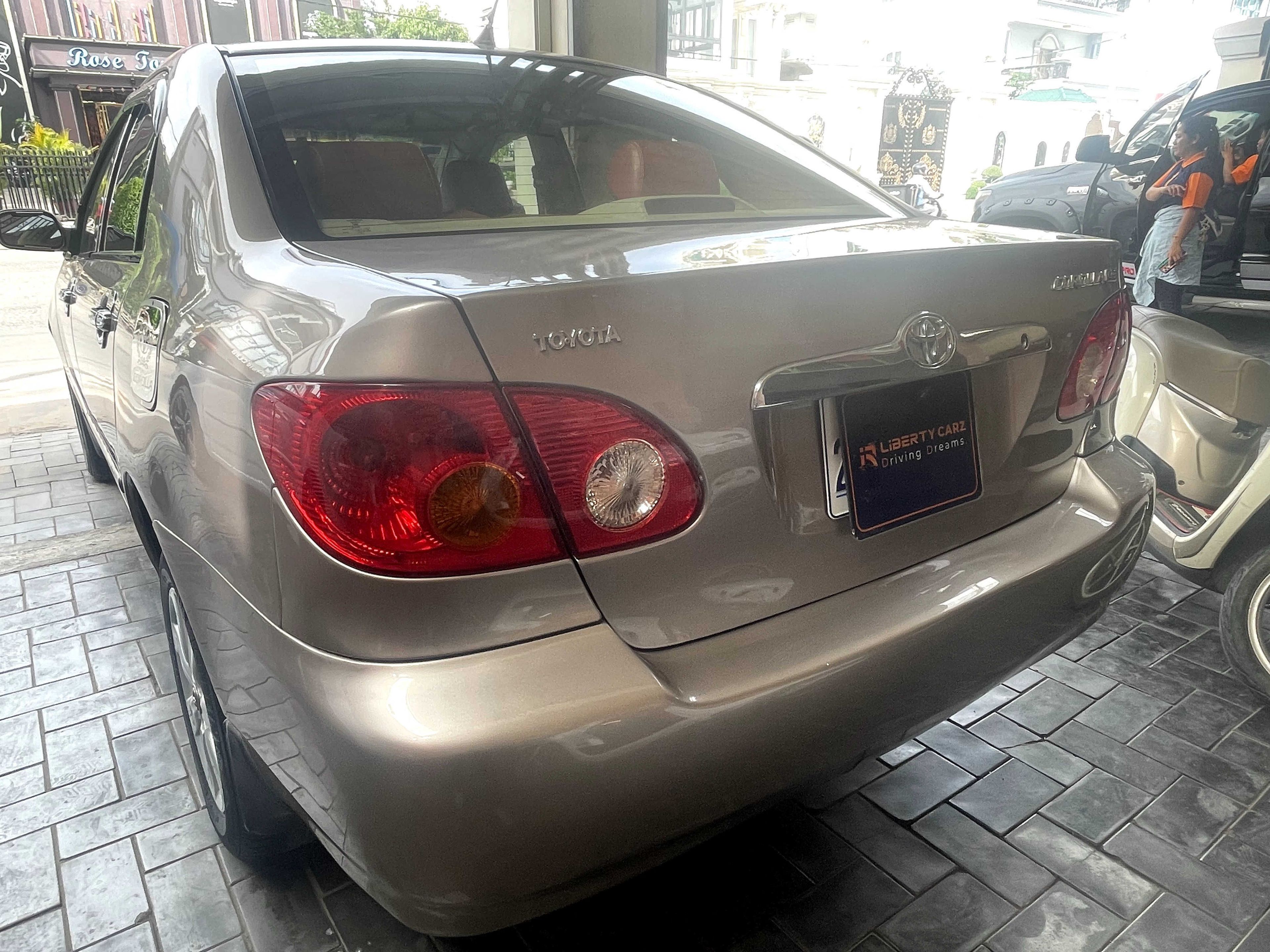 តូយ៉ូតា Corolla Cross Hybrid 2003