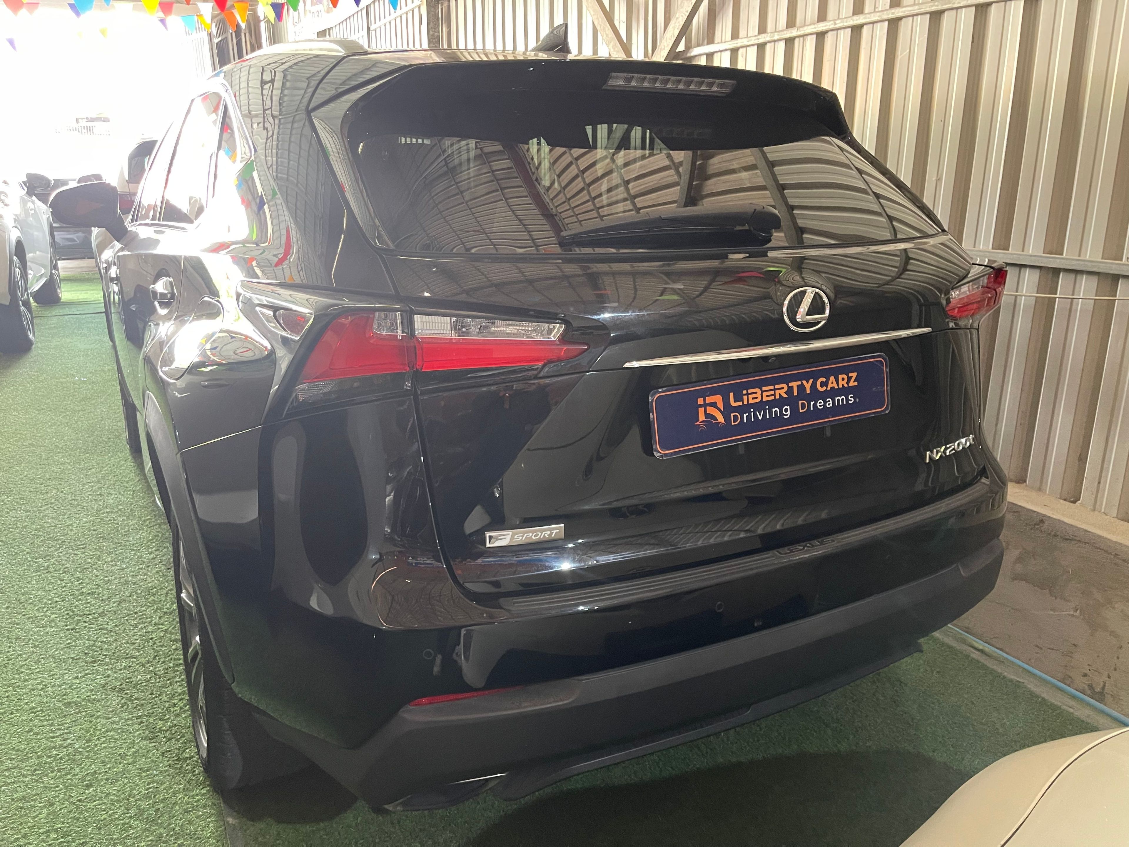 Lexus NX200t 2016