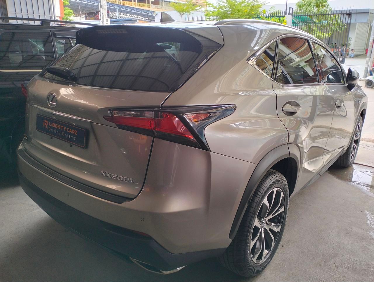 Lexus NX200t 2015