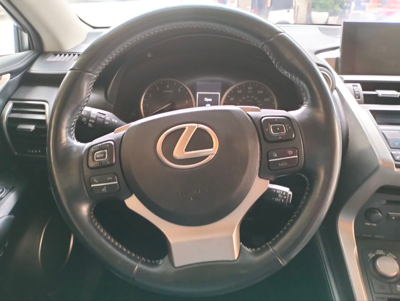 Lexus NX200t 2015