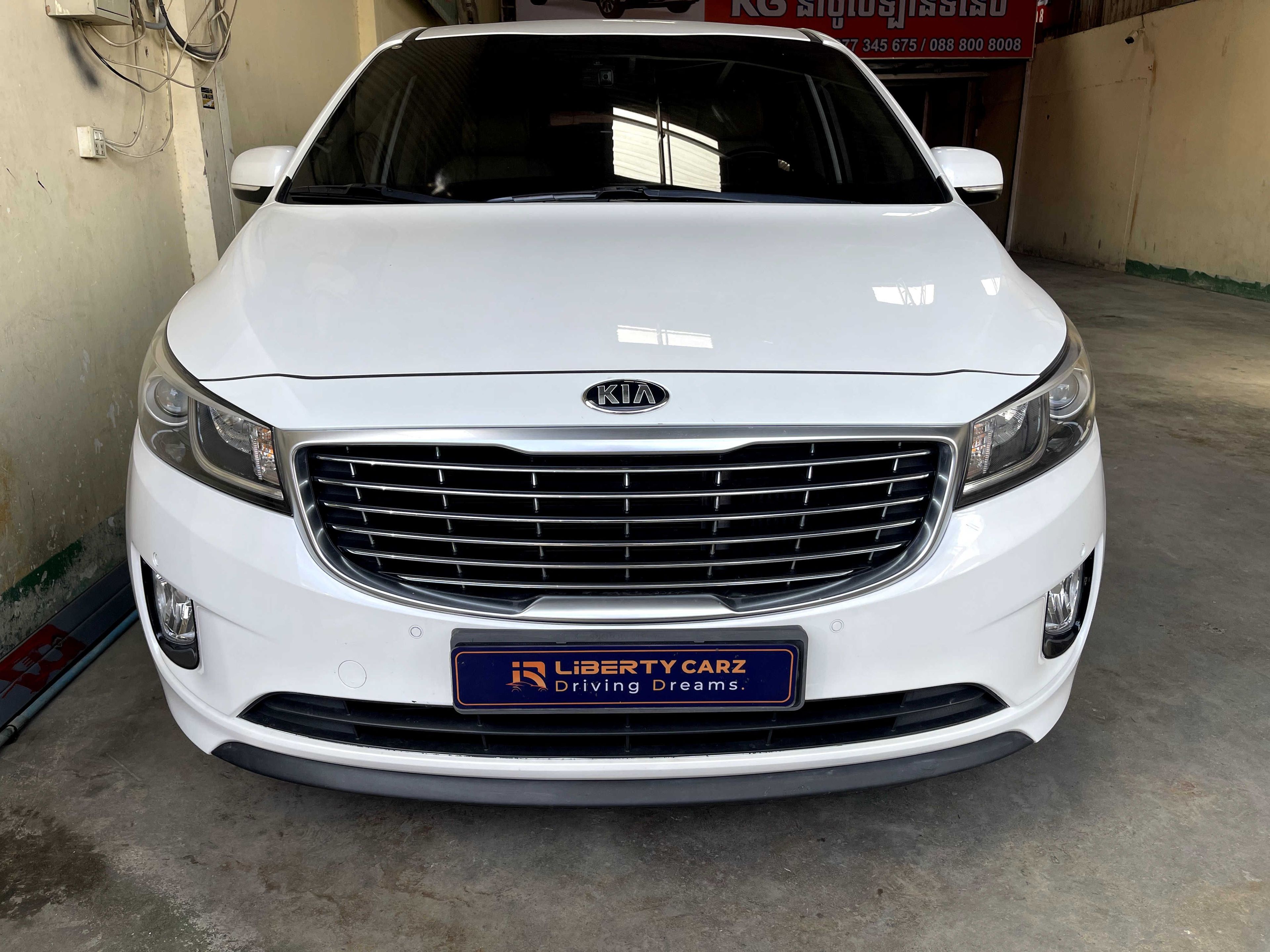 Kia Carnival 2016