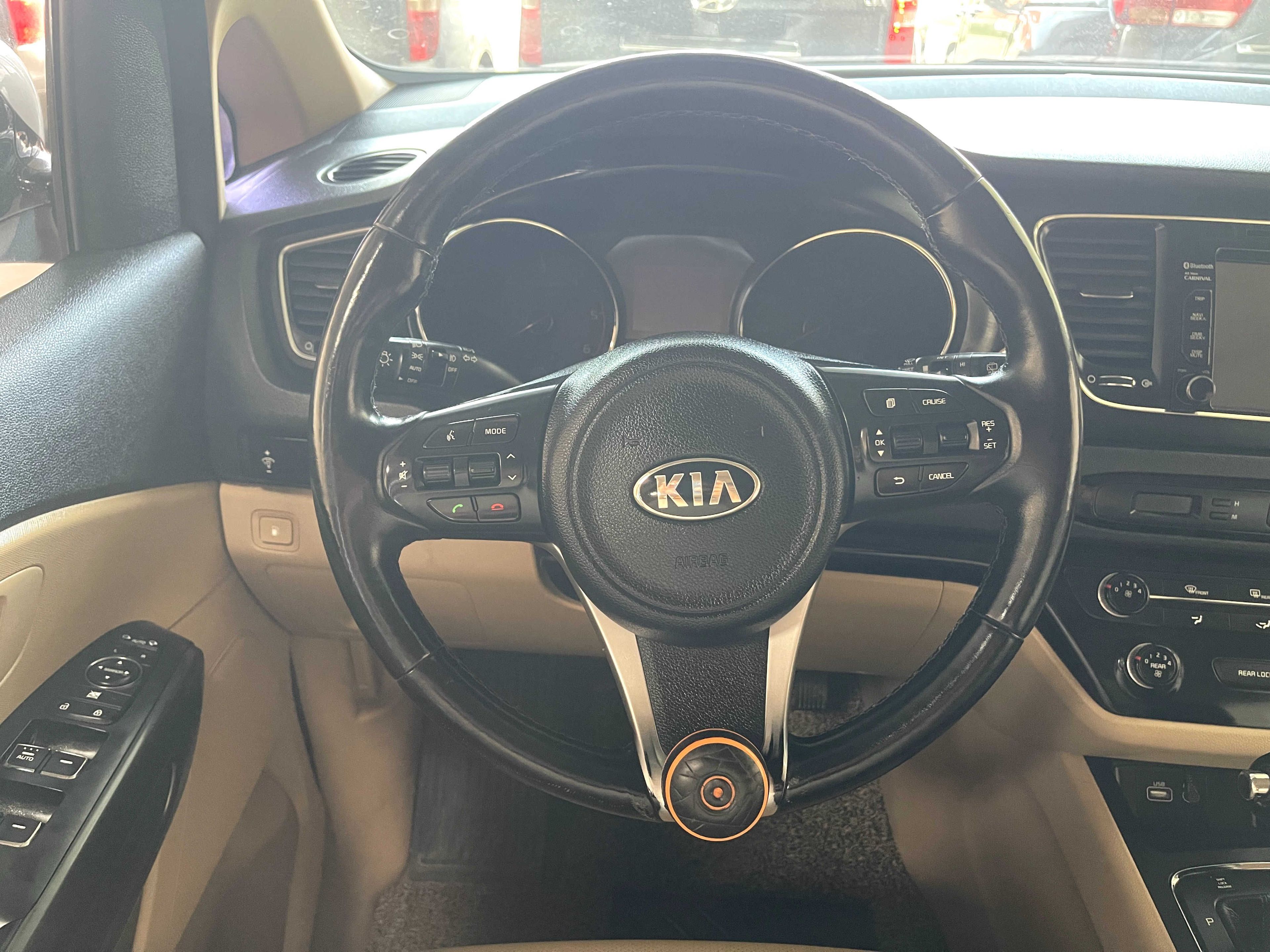 Kia Carnival 2016