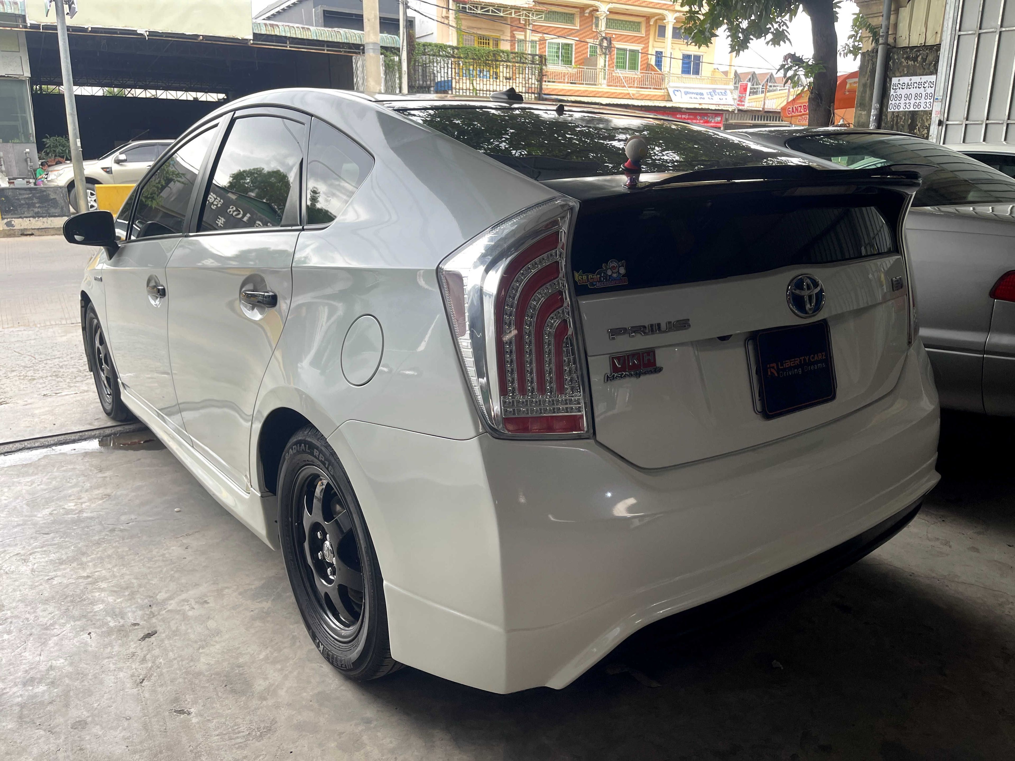 តូយ៉ូតា Prius 2010