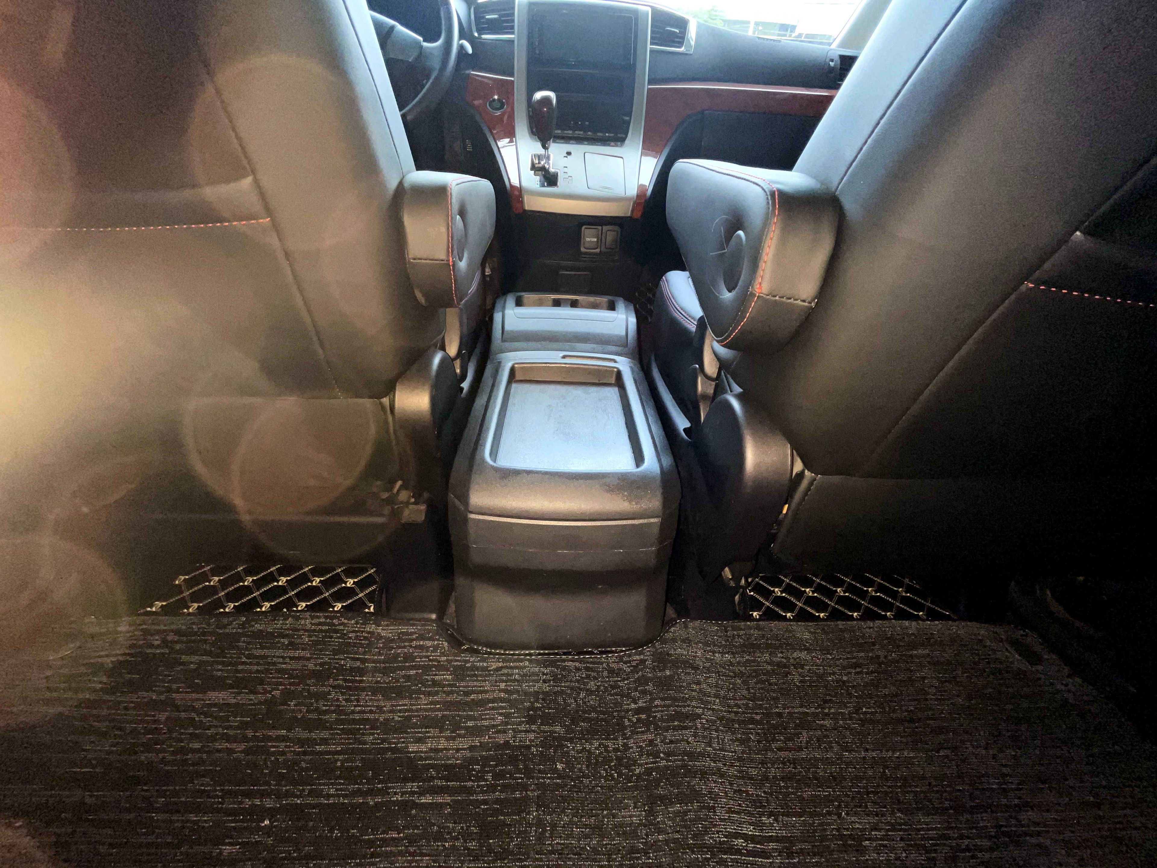 Toyota Alphard 2010