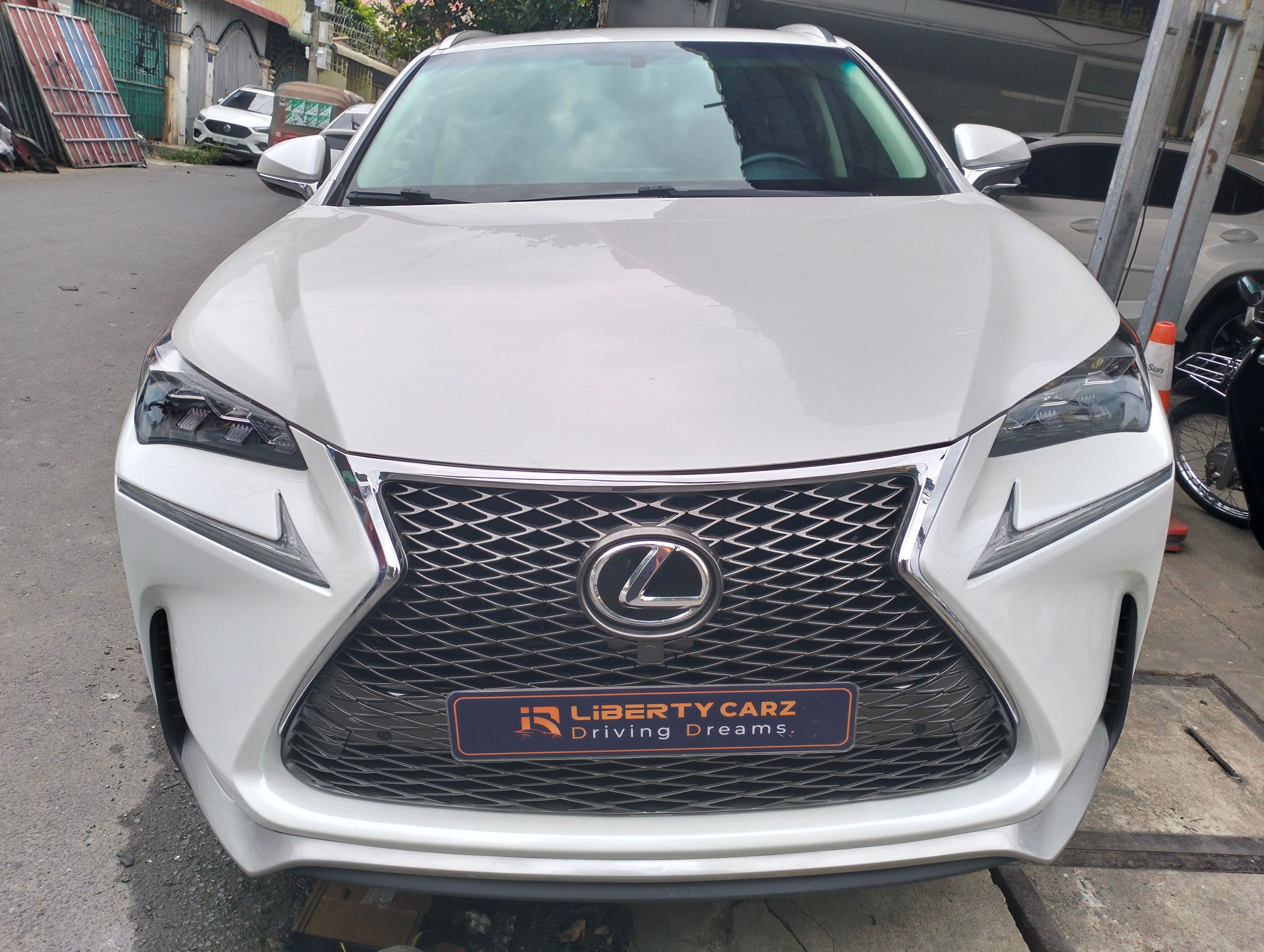 Lexus NX200t 2015