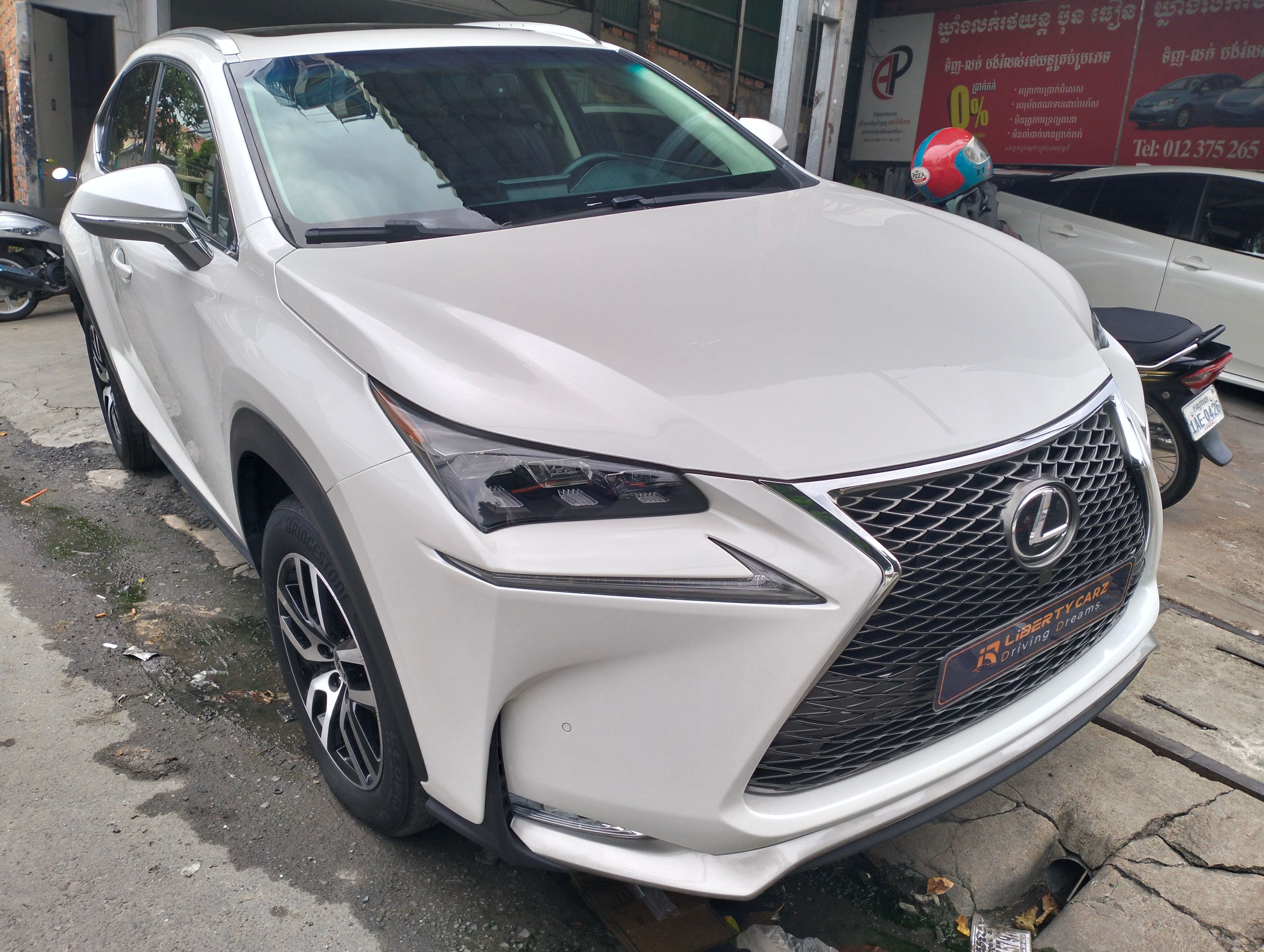 雷克萨斯 NX200t 2015