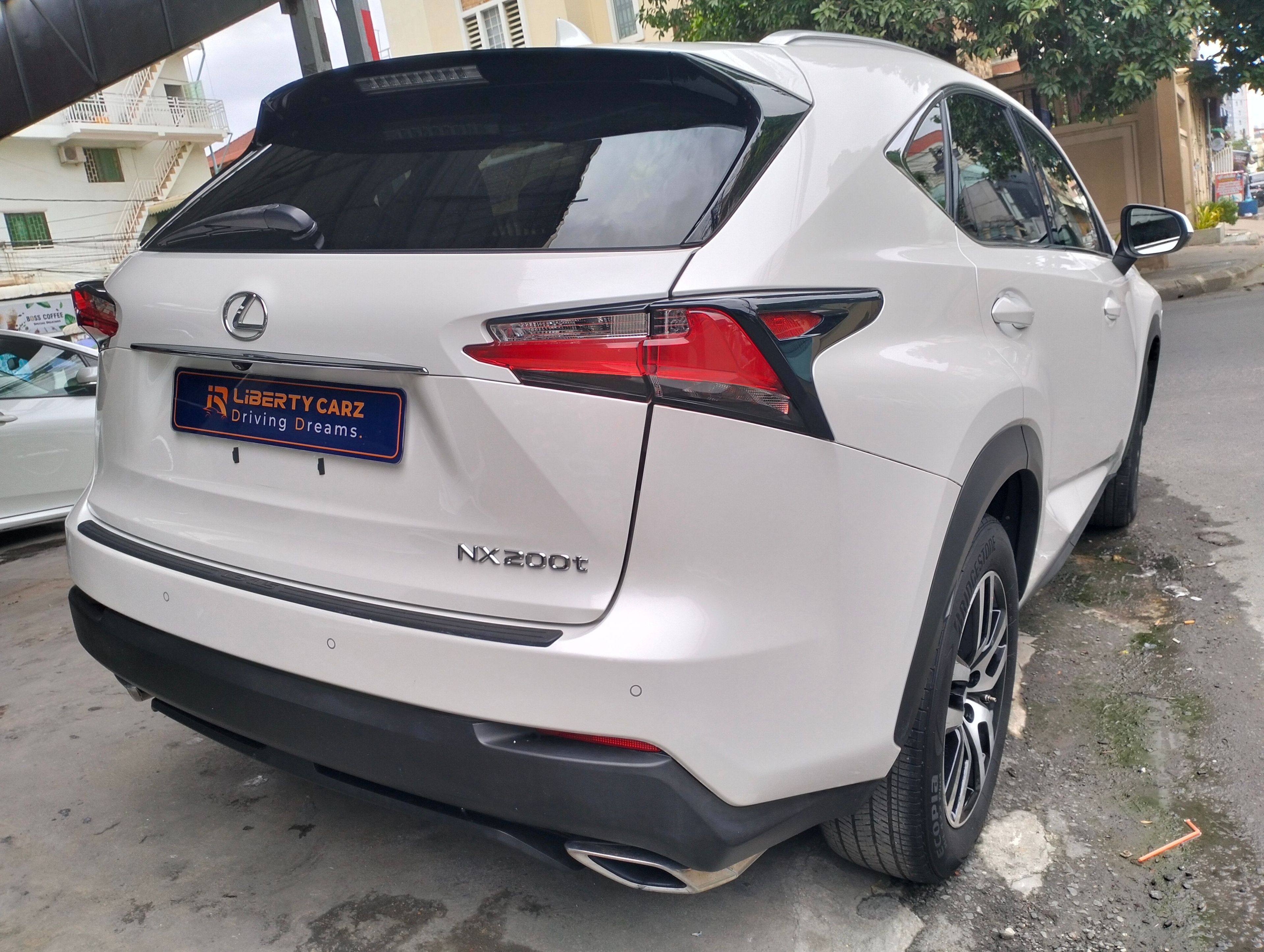 Lexus NX200t 2015