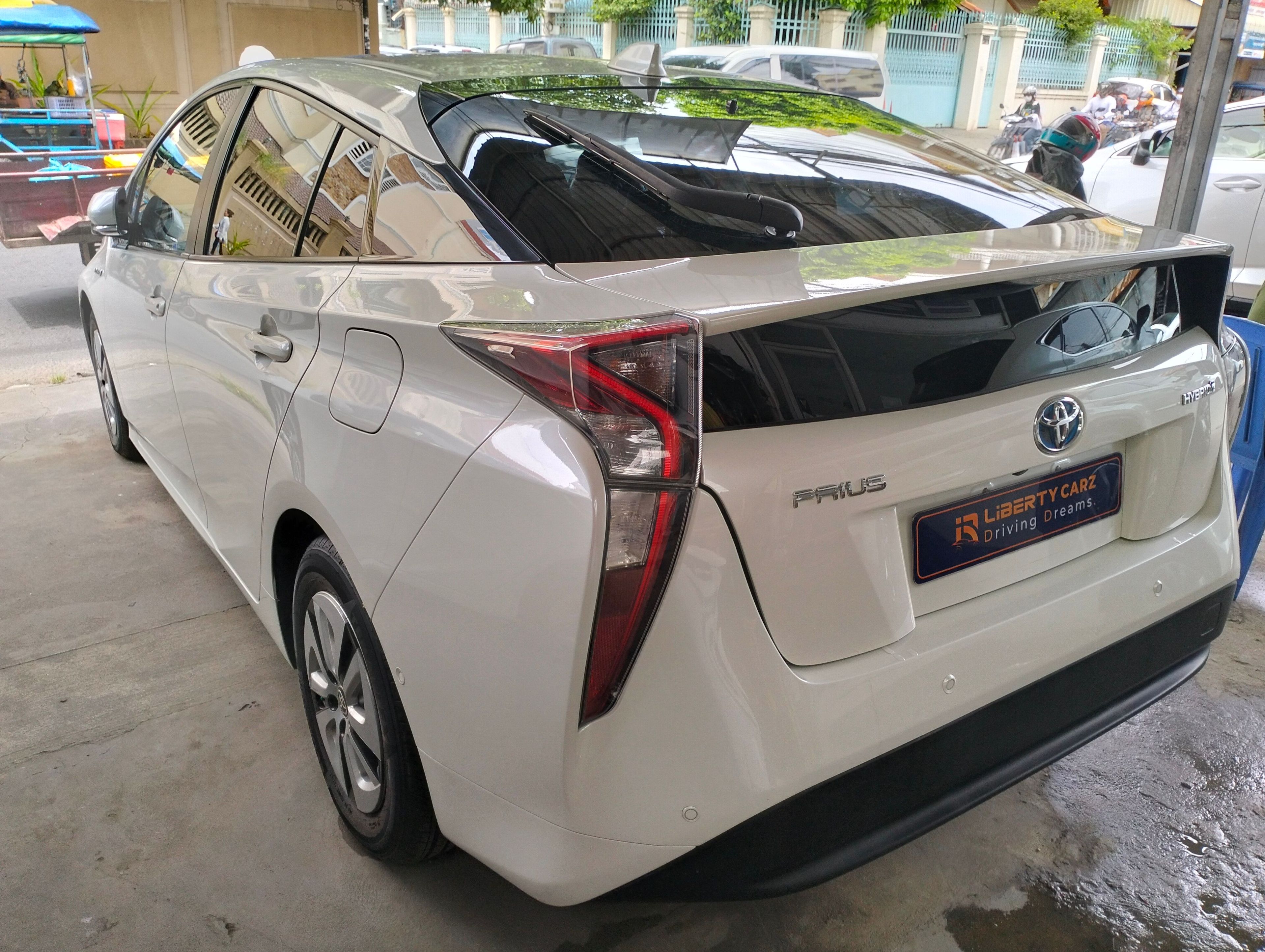 Toyota Prius 2016