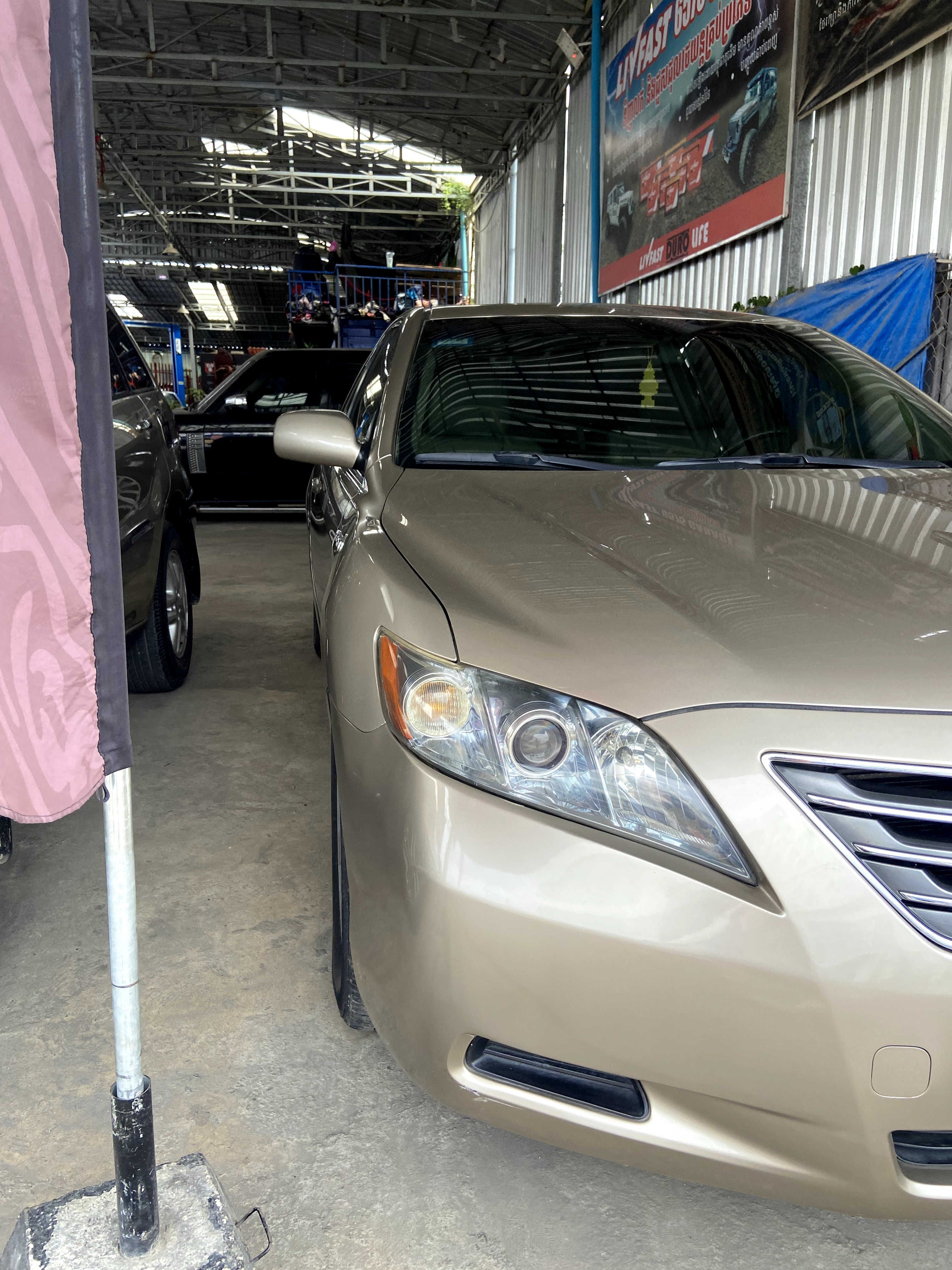 តូយ៉ូតា Camry Le 2007