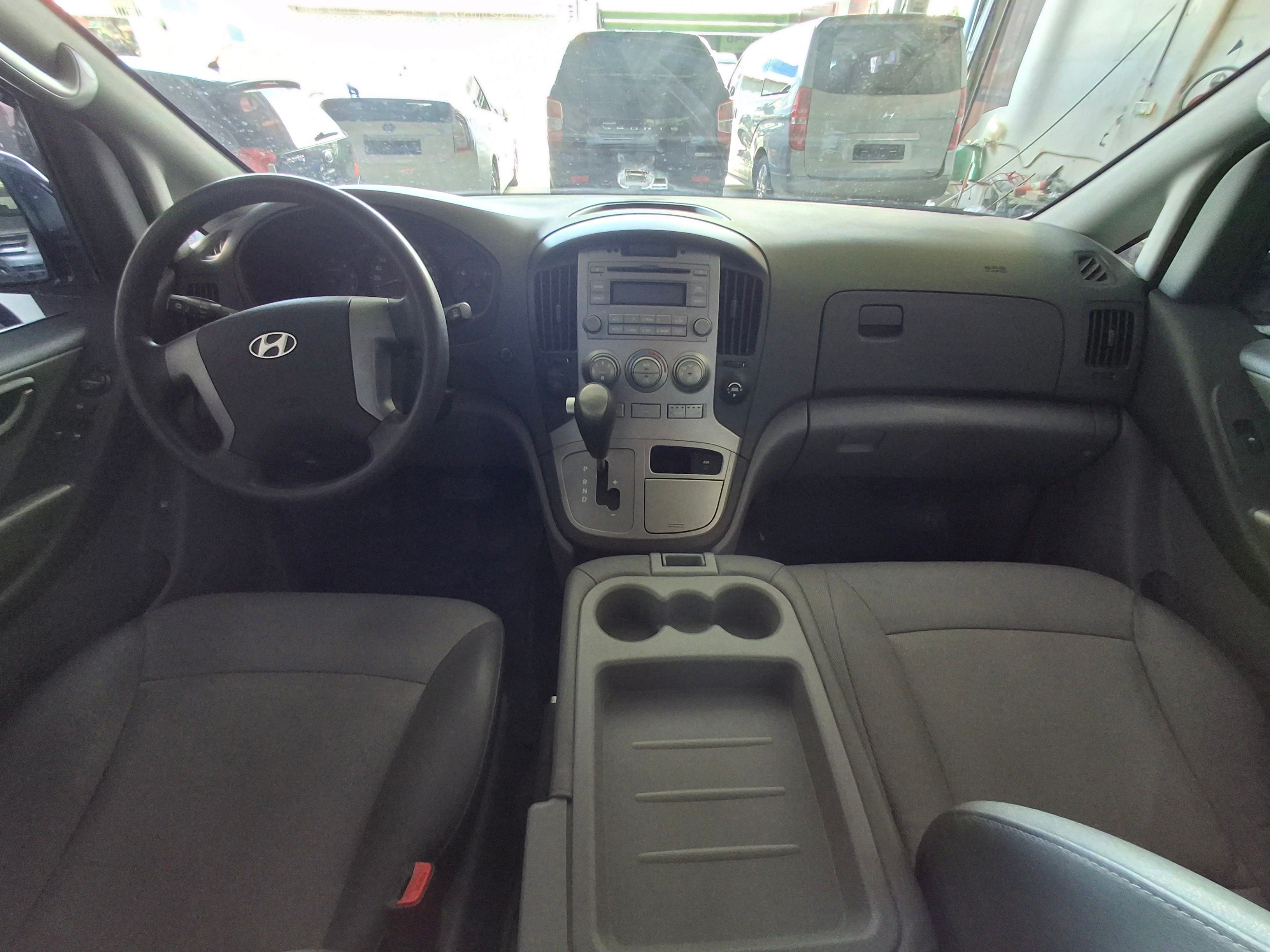 Hyundai Starex CVX 2010